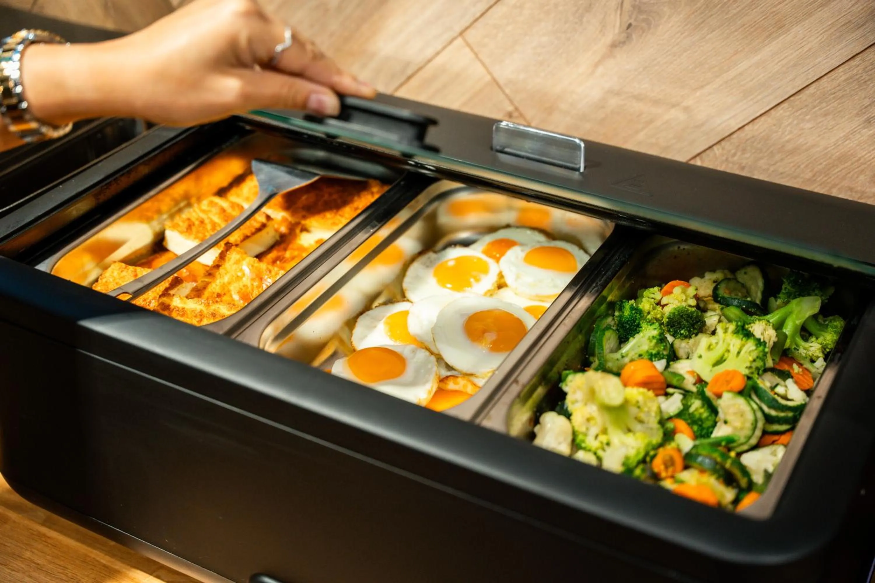 Breakfast in Luna Self Check-in Hotel Klaipeda