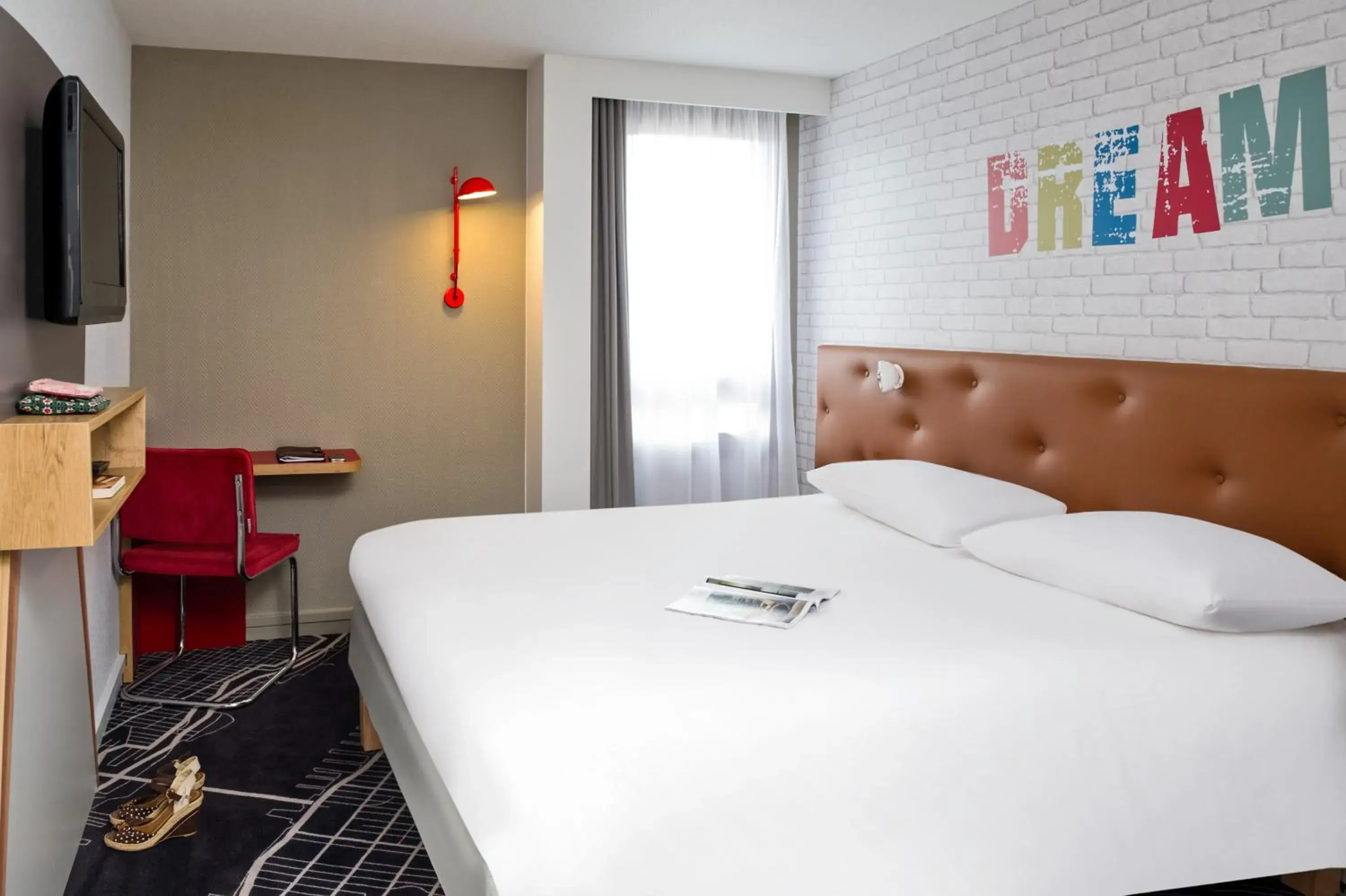 Bed in ibis Styles Chartres Métropole Bed in ibis Styles Chartres Métropole