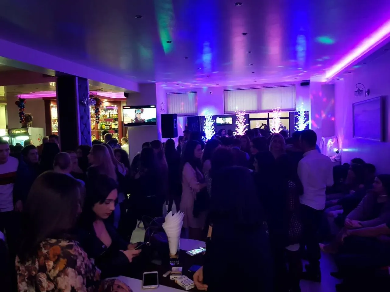 Restaurant/places to eat in Hotel Adria