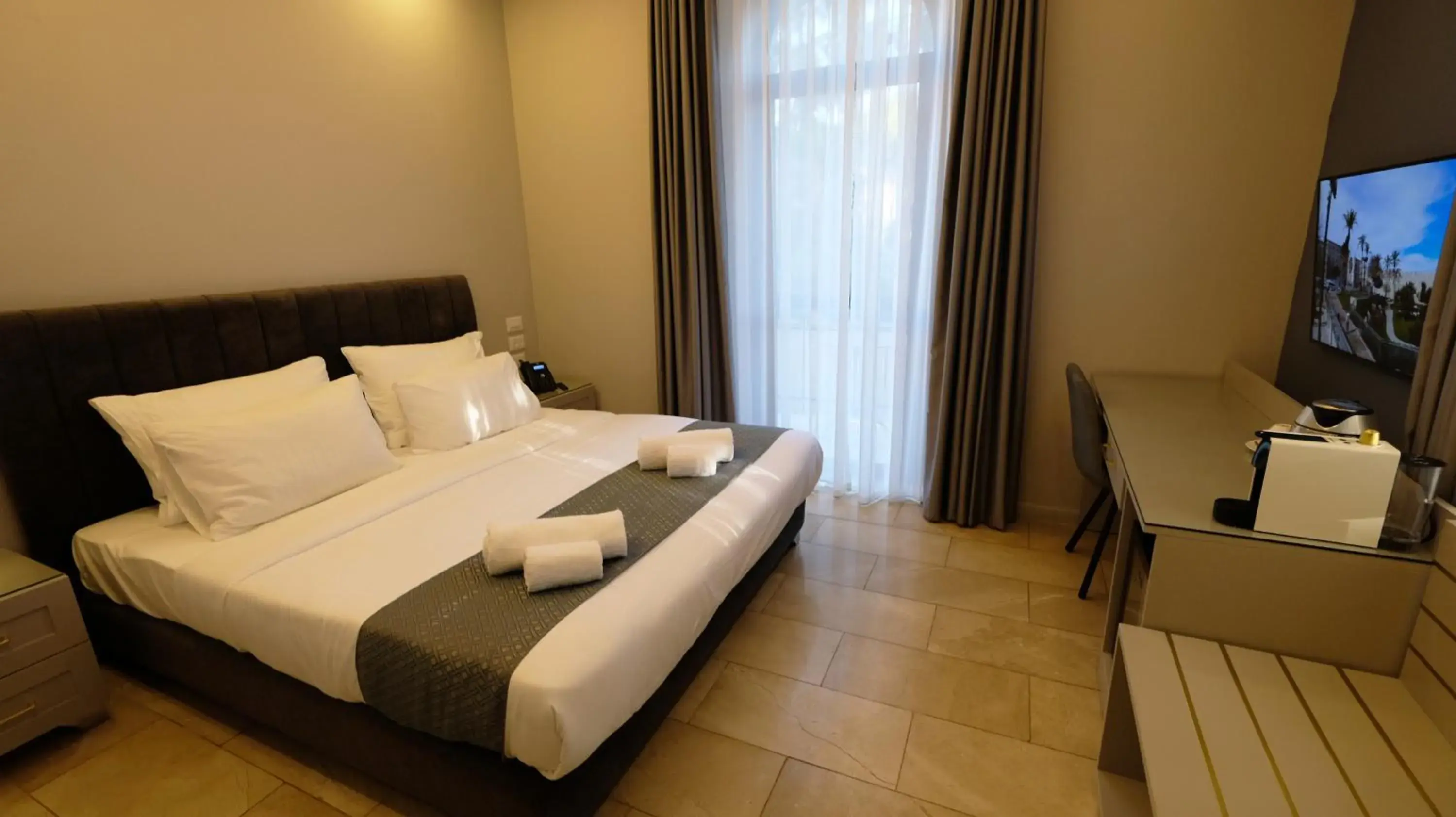 Superior Double (Disability Access / Handicap) in All Seasons Boutique Hotel - Jerusalem Superior Double (Disability Access / Handicap) in All Seasons Boutique Hotel - Jerusalem