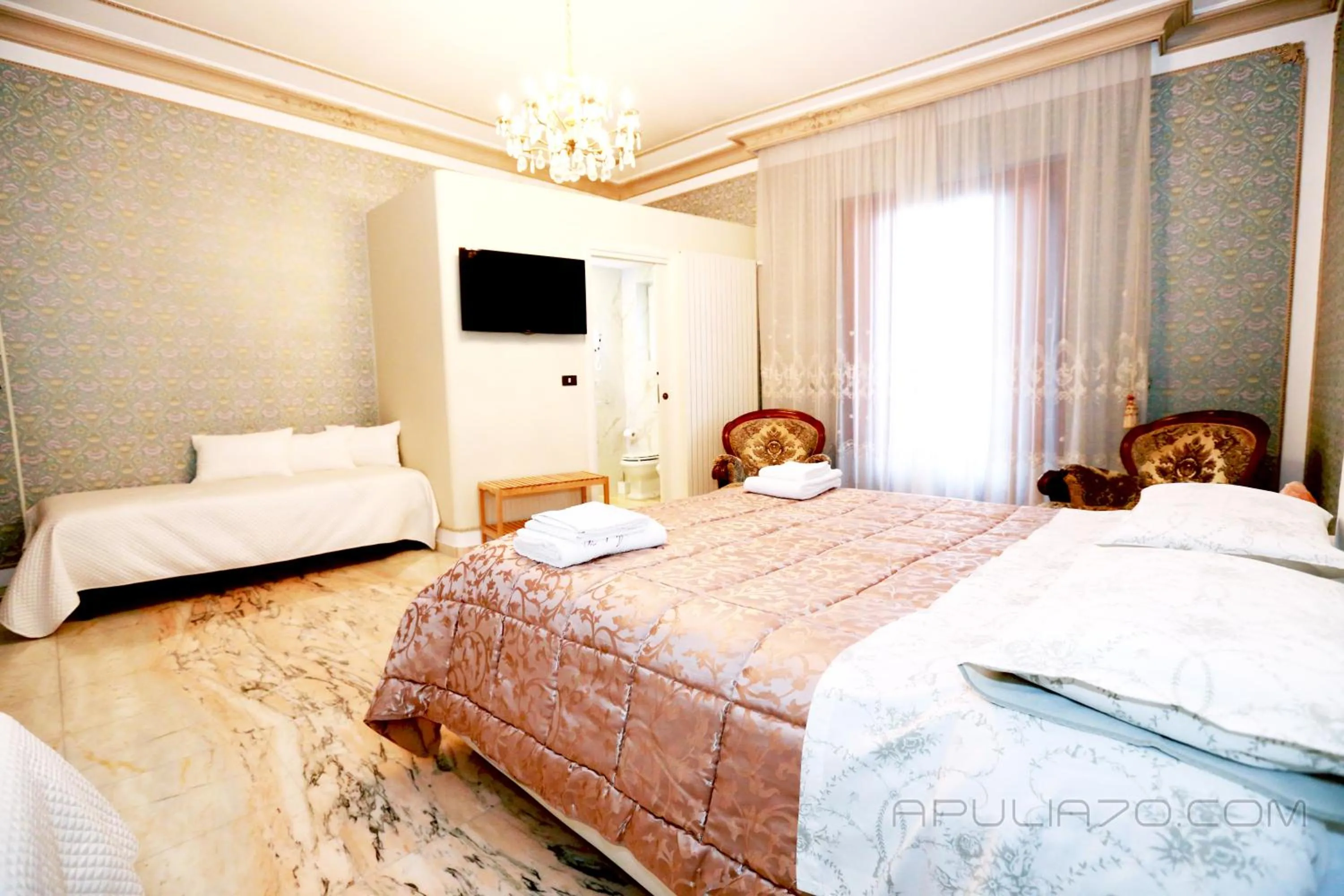 TV and multimedia, Bed in Apulia 70 Holidays - Suites & Experiences