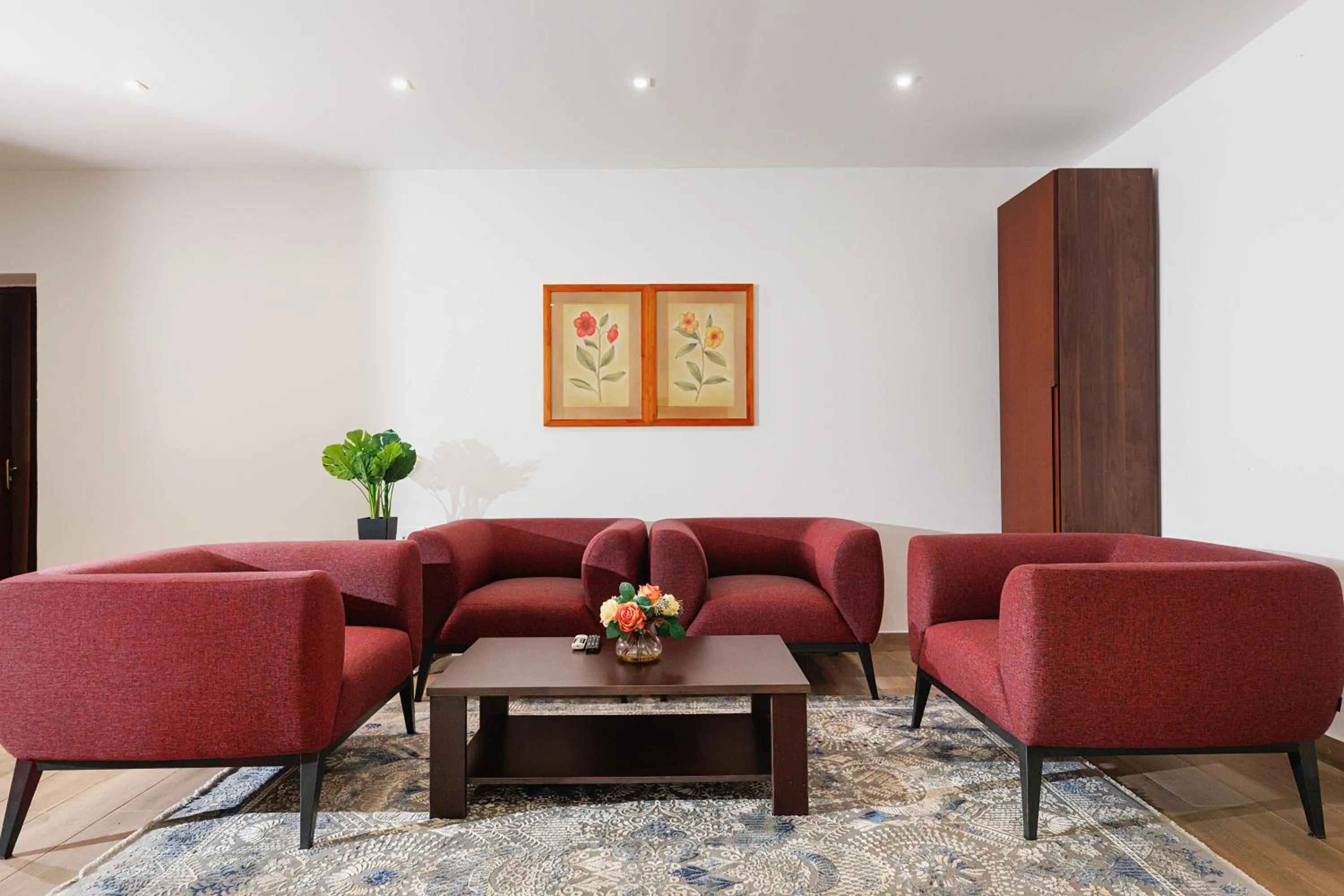 Living room in Riviera Royal Hotel