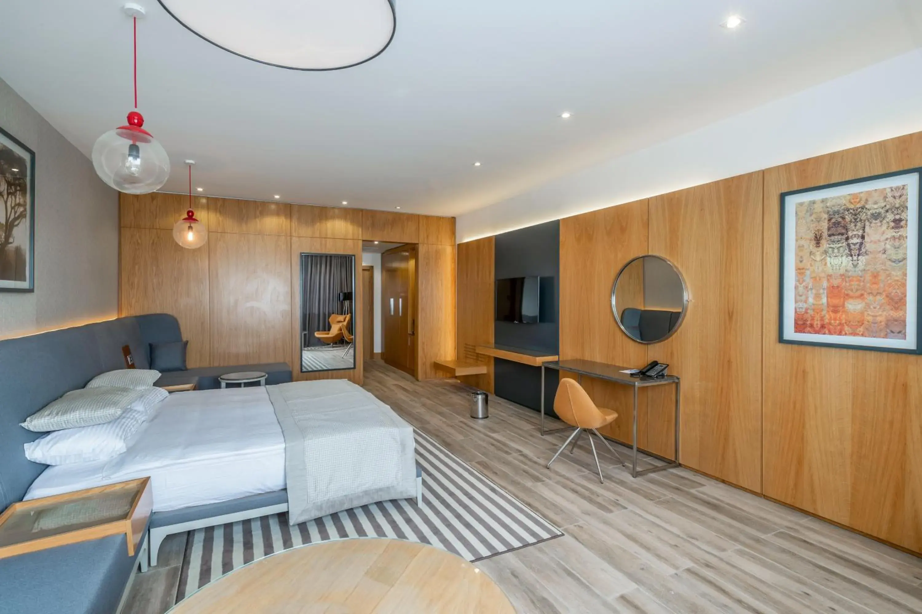 Junior Suite - single occupancy in Riviera Royal Hotel Junior Suite - single occupancy in Riviera Royal Hotel