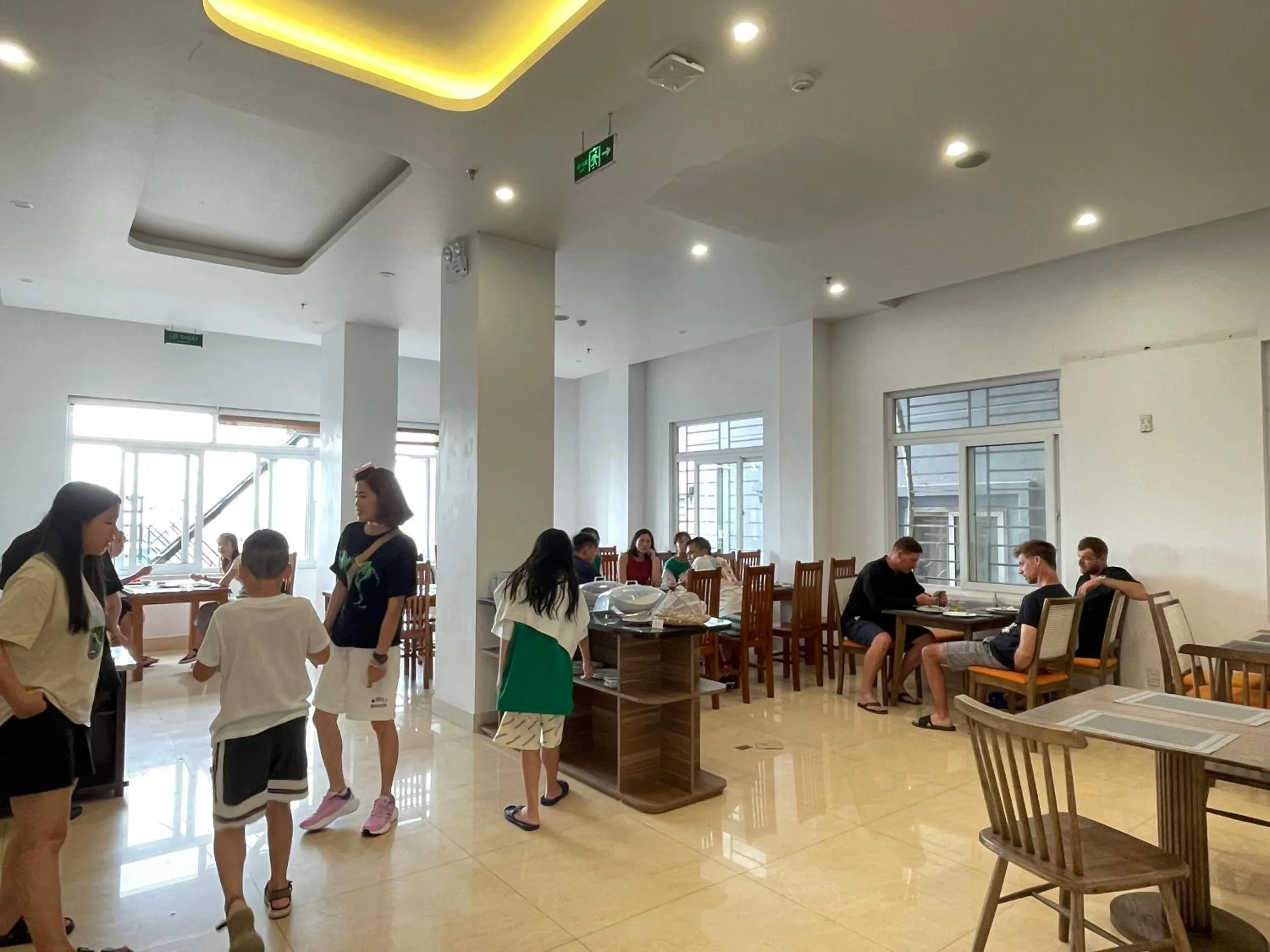 Breakfast in The Light Hotel