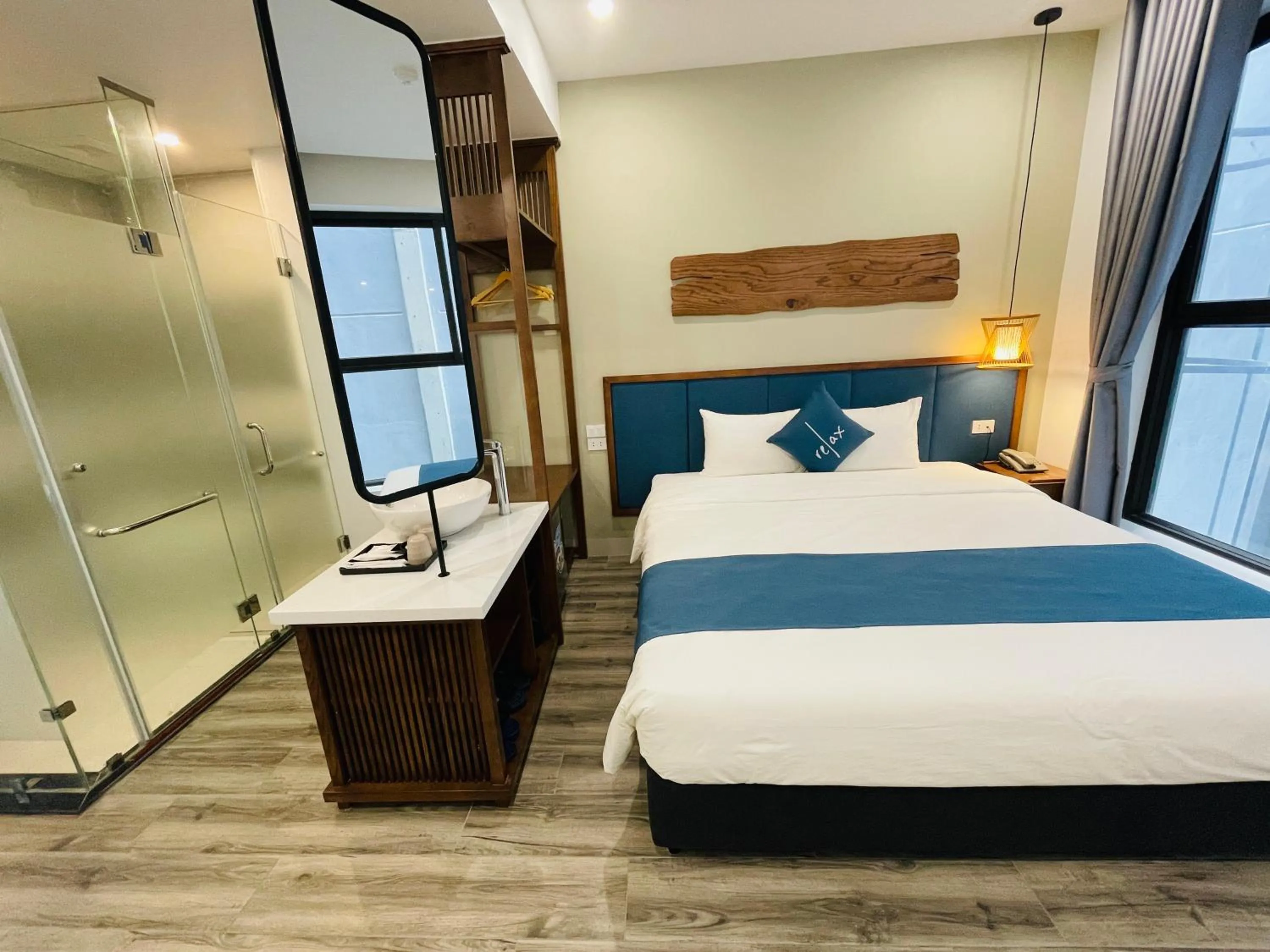 Photo of the whole room, Bed in The Light Hotel