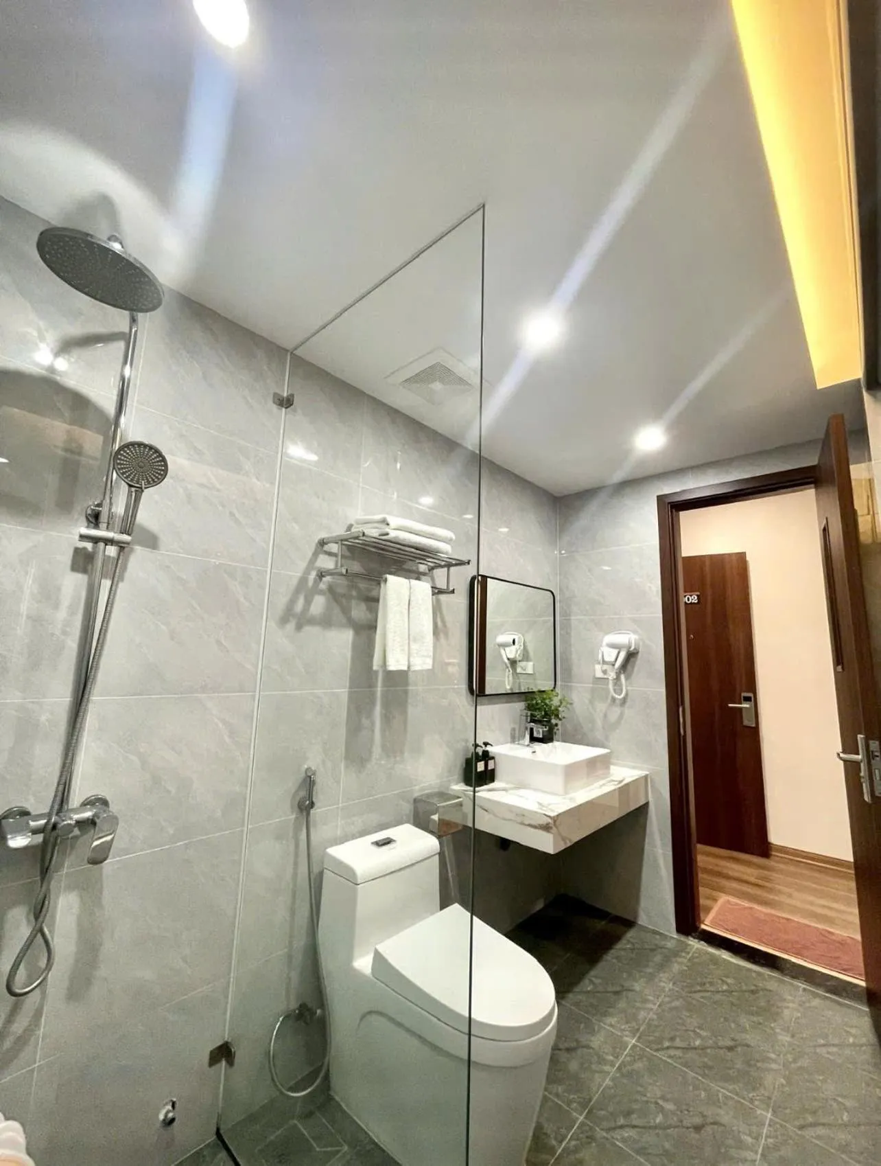 Central Halong Hotel