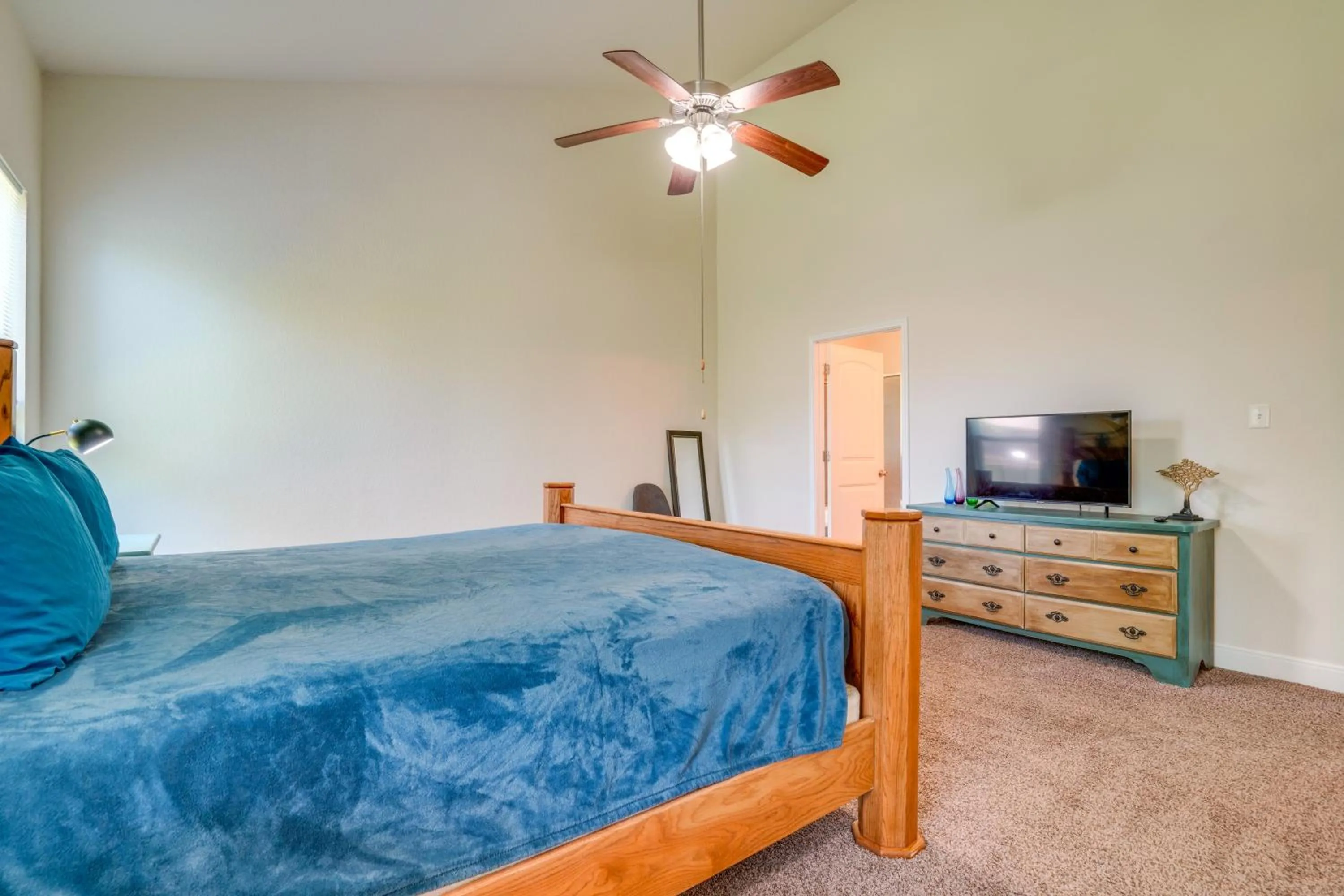 Bed in San Antonio Home with Fenced Yard and Patio!