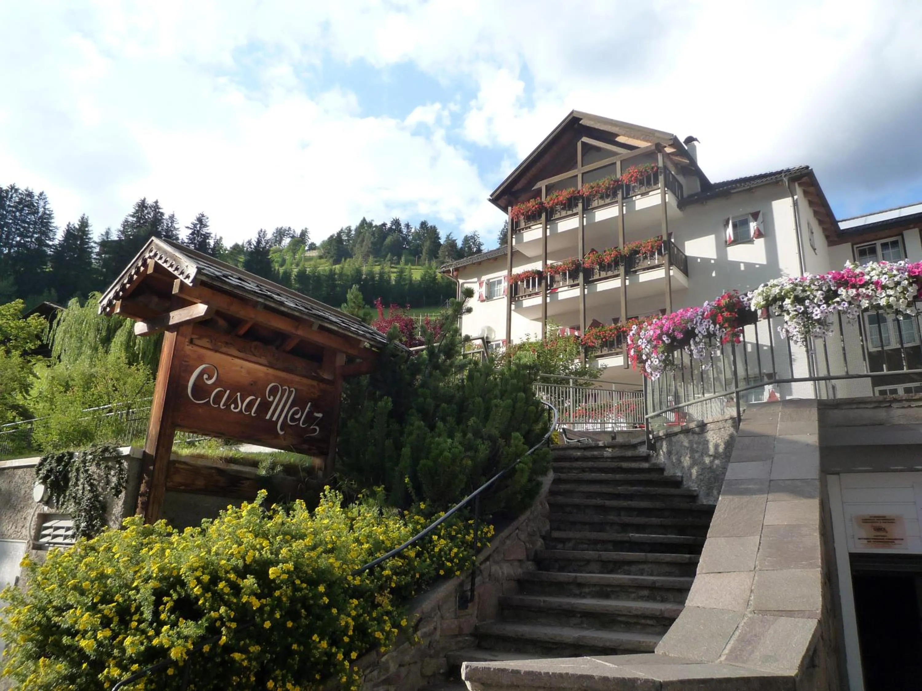 Facade/entrance in Residence Casa Metz