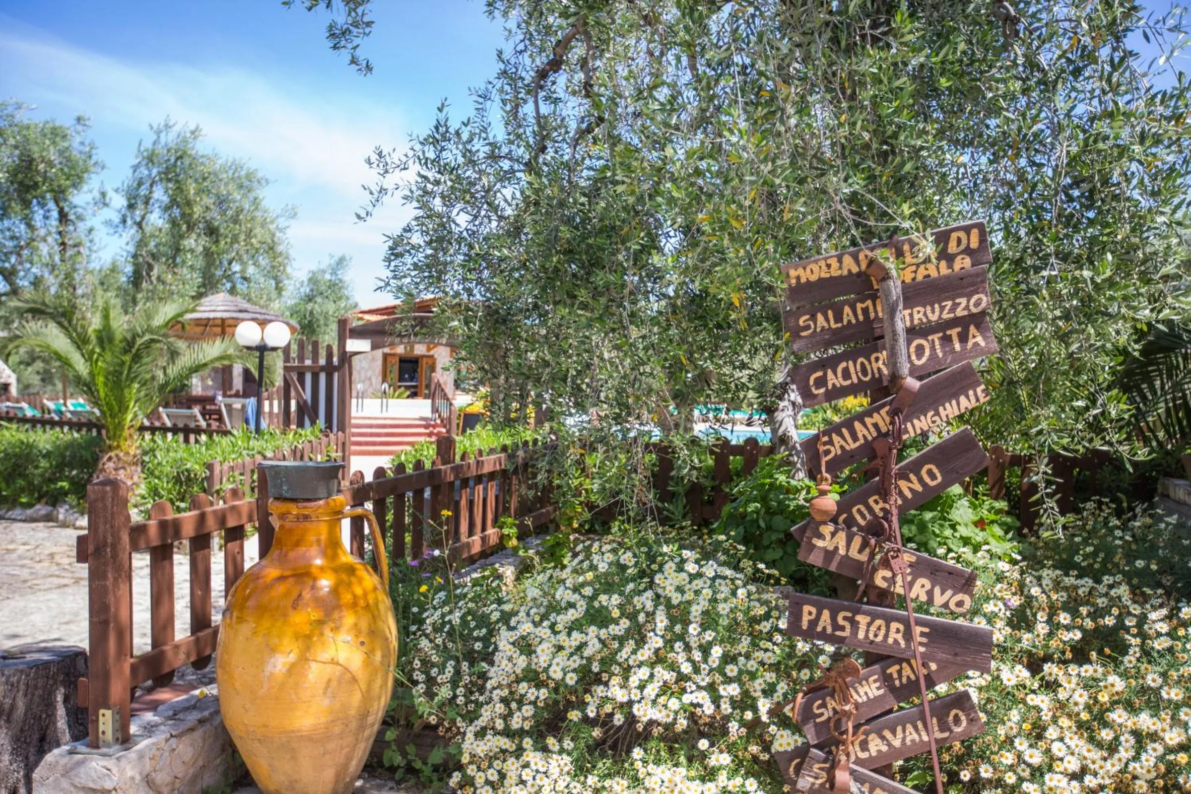 Garden in Tenuta Padre Pio