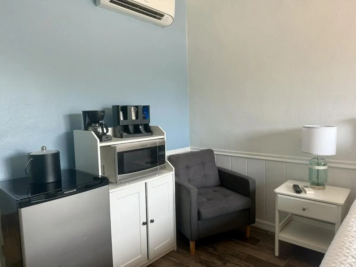 Coffee/tea facilities in Sun Outdoors Marathon
