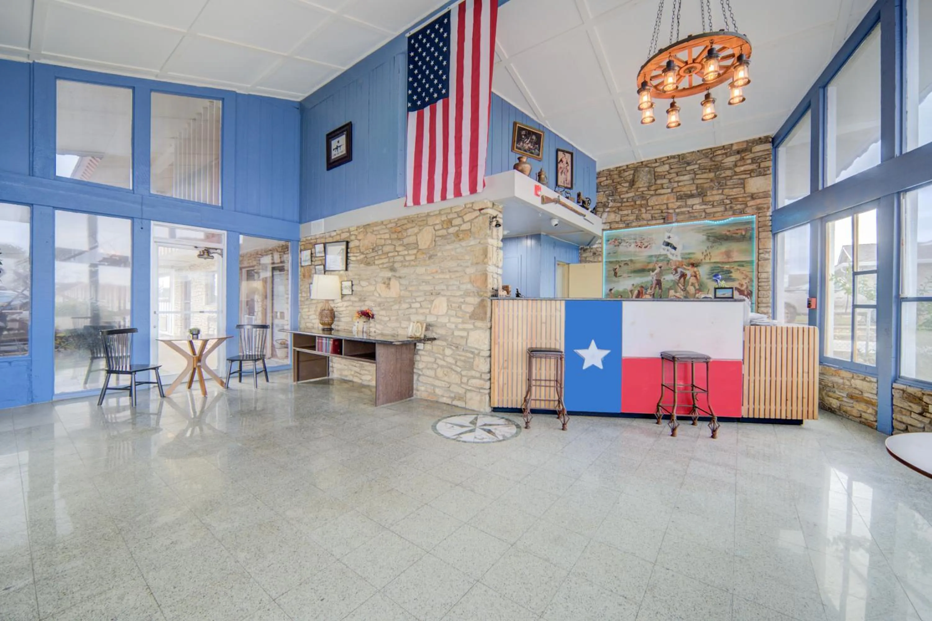 Lobby or reception in Cannon Inn By Capital O Gonzales Tx