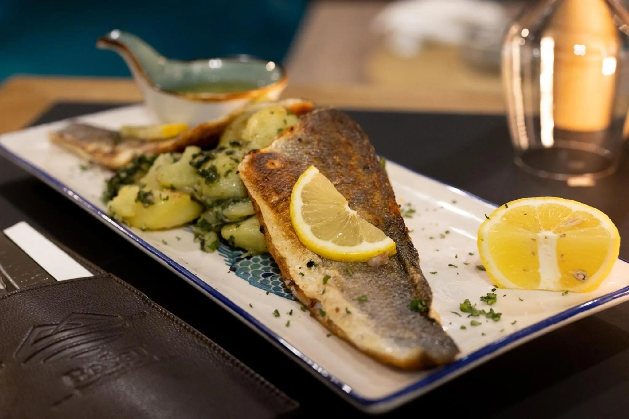 Restaurant/places to eat in Hotel Reset