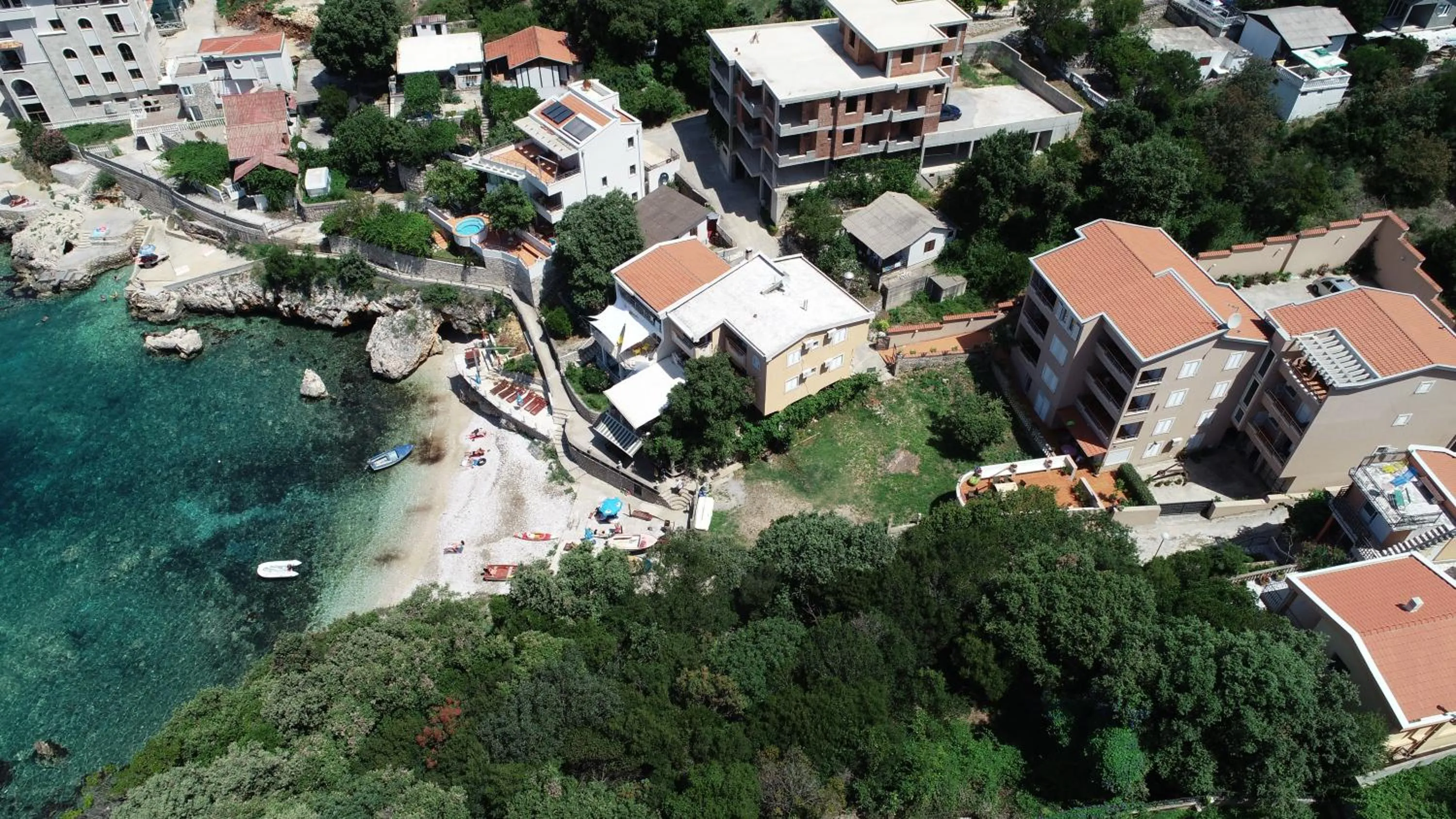 Property building in Apartments Misko