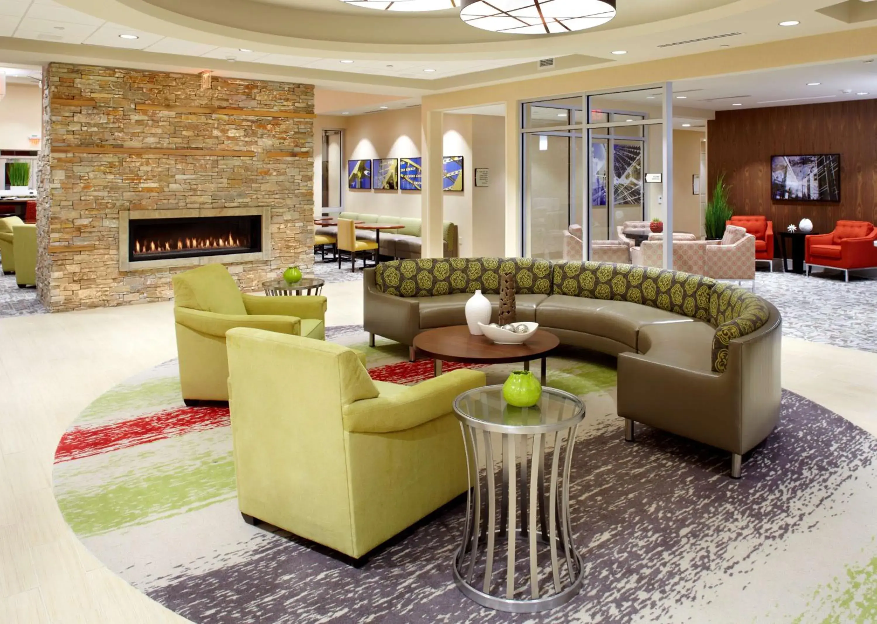 Lobby or reception in Homewood Suites by Hilton Pittsburgh Airport/Robinson Mall Area Lobby or reception in Homewood Suites by Hilton Pittsburgh Airport/Robinson Mall Area
