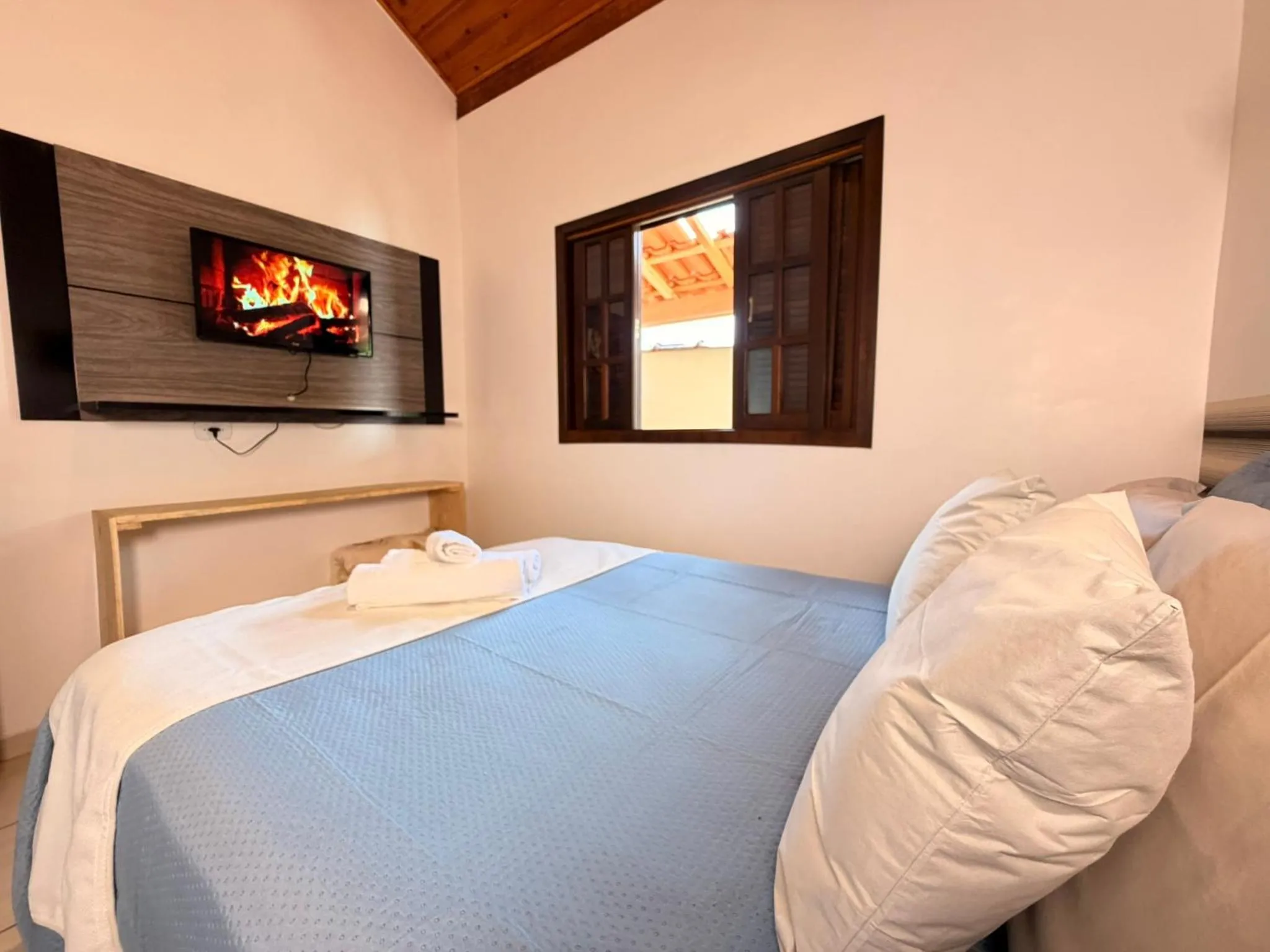 Bed in Juquinha Chalé