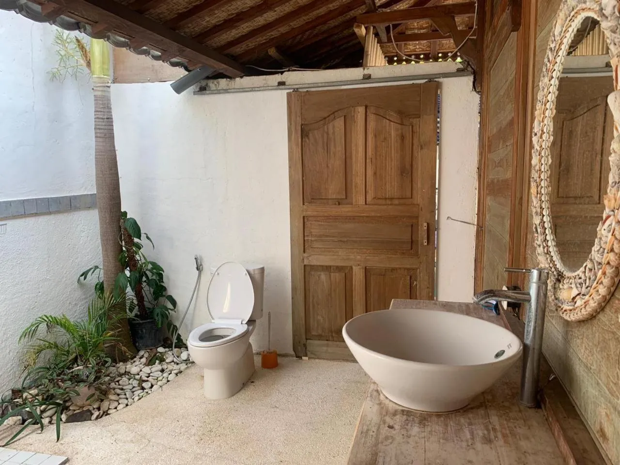Bathroom in Villa Bakso Mentigi
