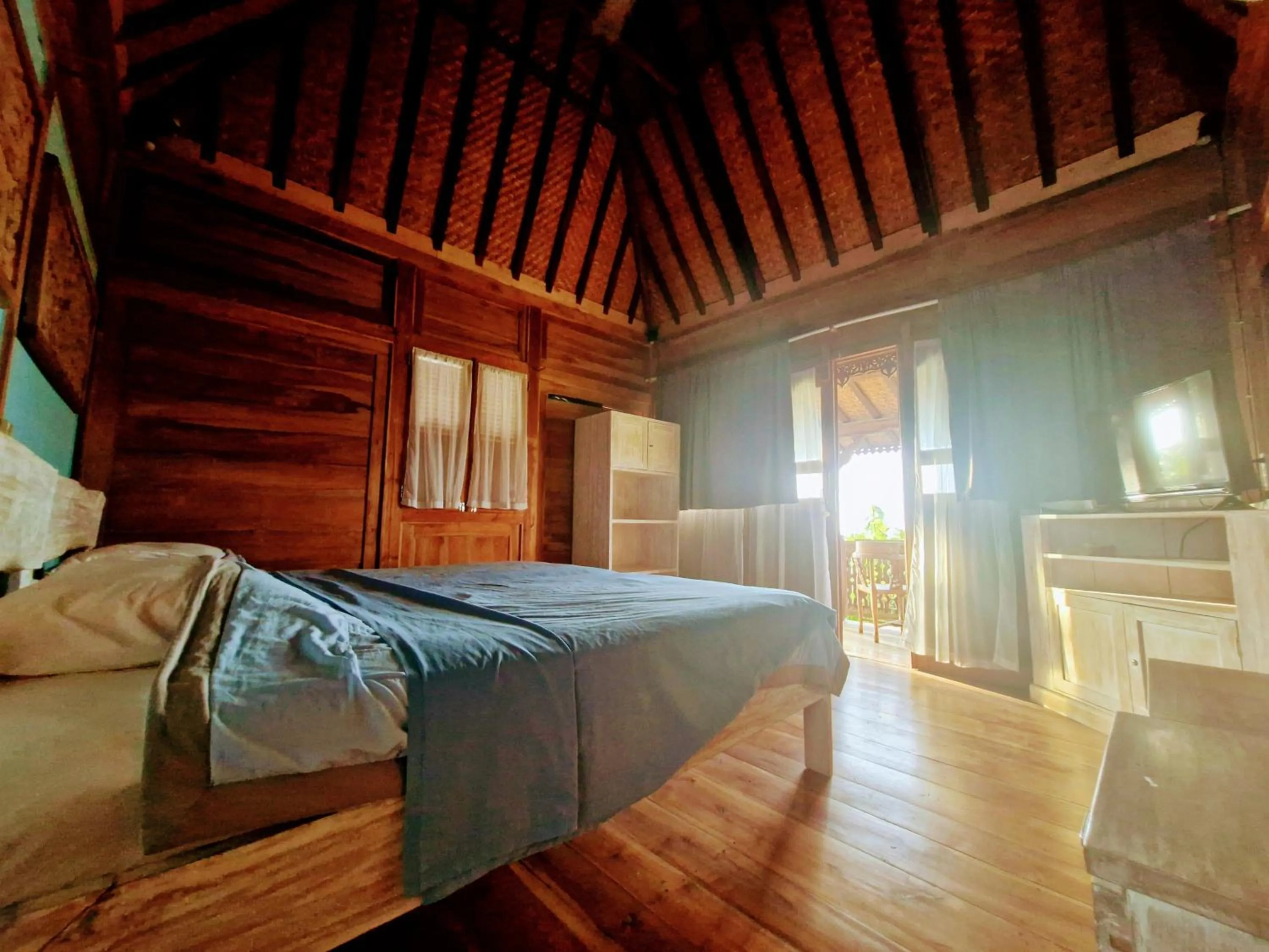 Bedroom, Bed in Villa Bakso Mentigi