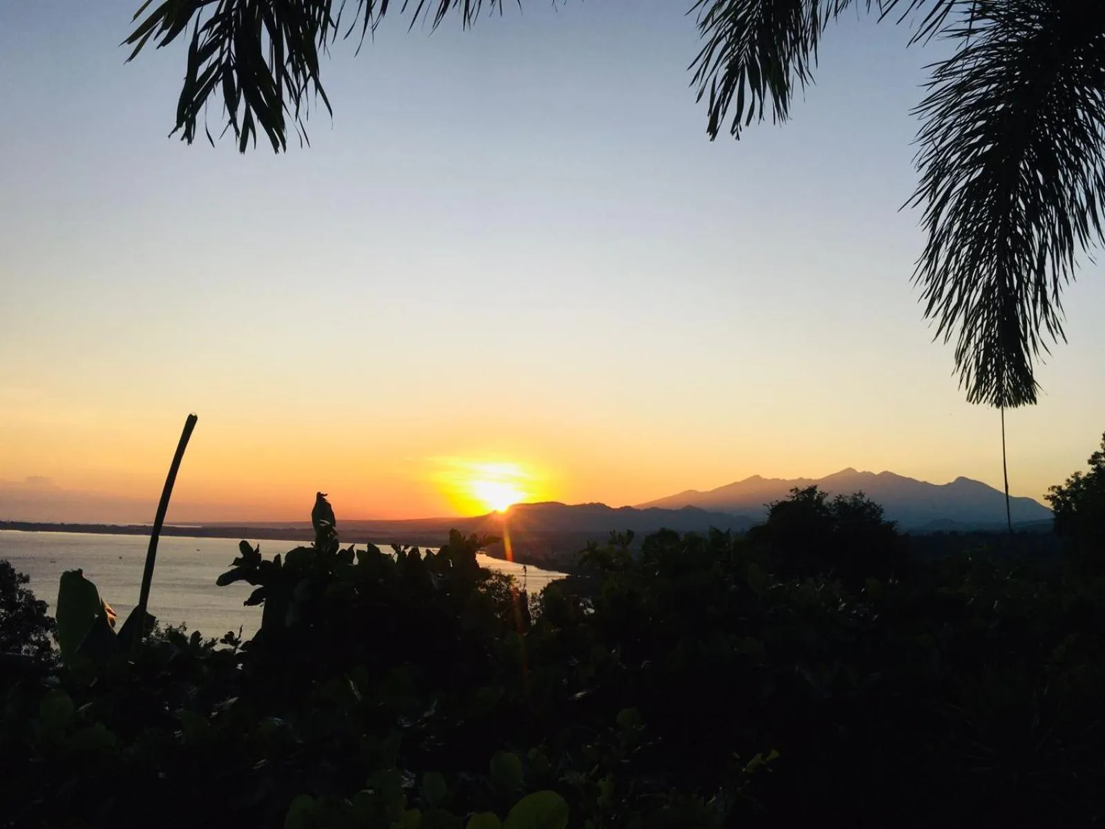 Sunset in Villa Bakso Mentigi