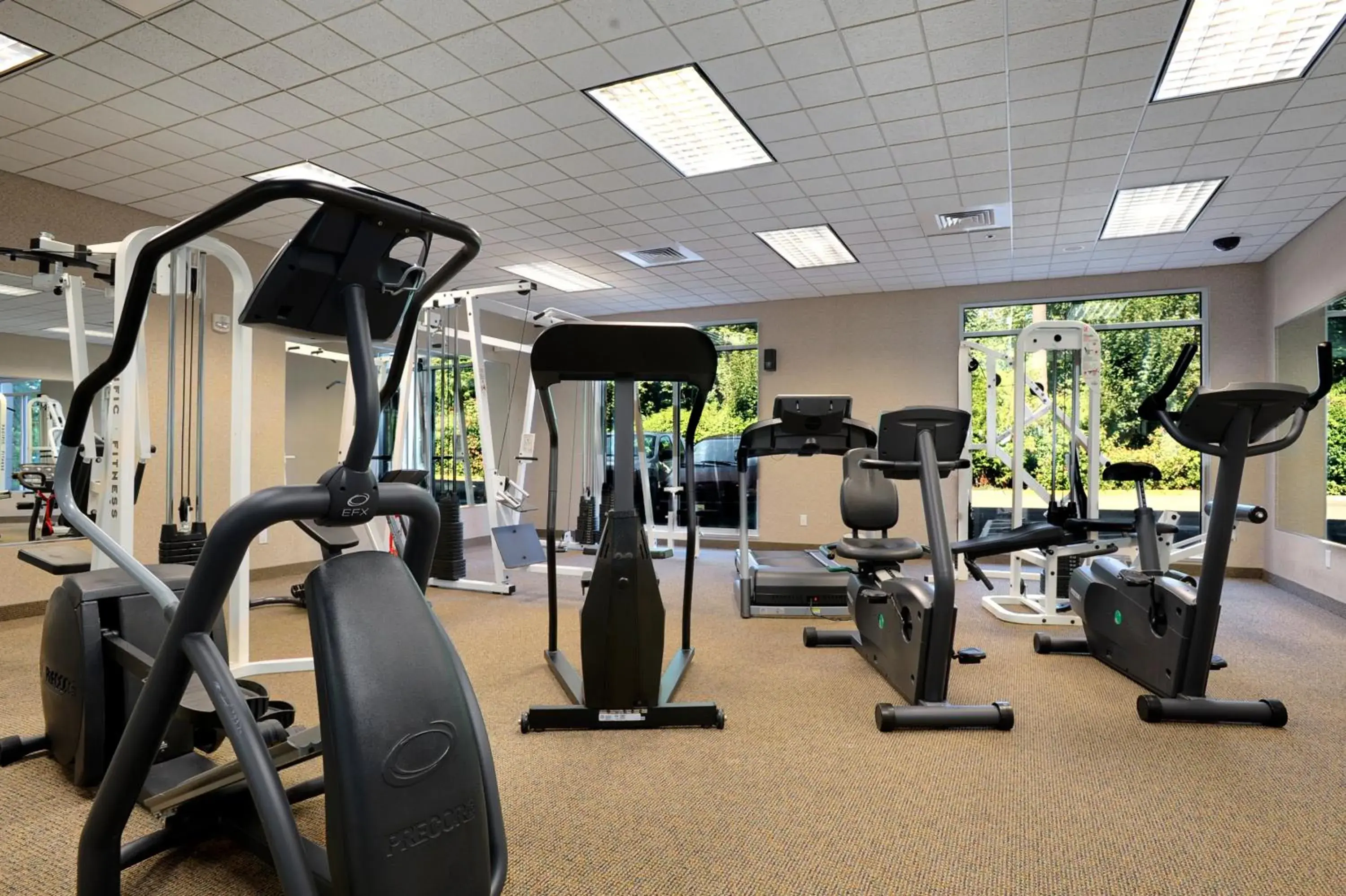 Fitness centre/facilities in Ramada by Wyndham Olympia Fitness centre/facilities in Ramada by Wyndham Olympia