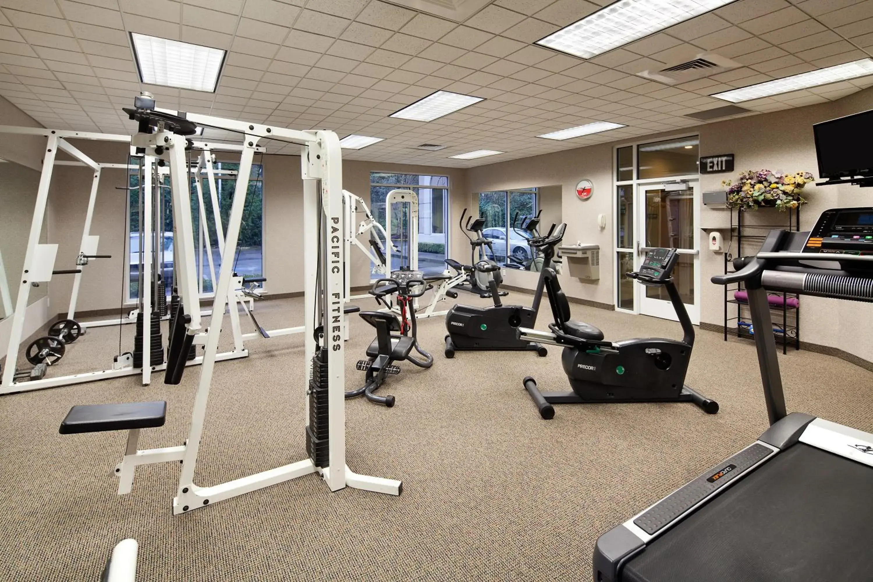 Fitness centre/facilities in Ramada by Wyndham Olympia Fitness centre/facilities in Ramada by Wyndham Olympia