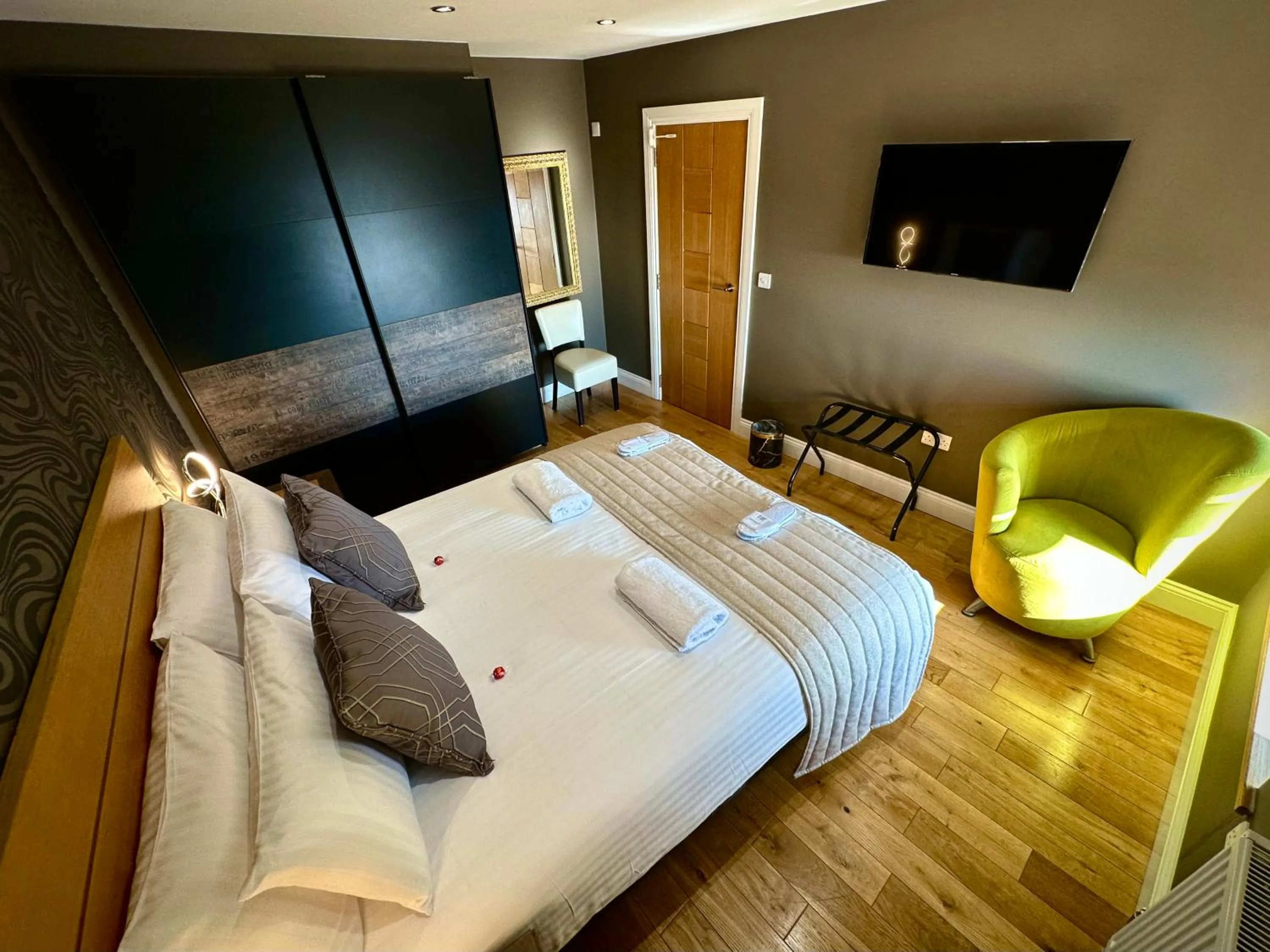 Bed in Halvard Apartments at Castletown