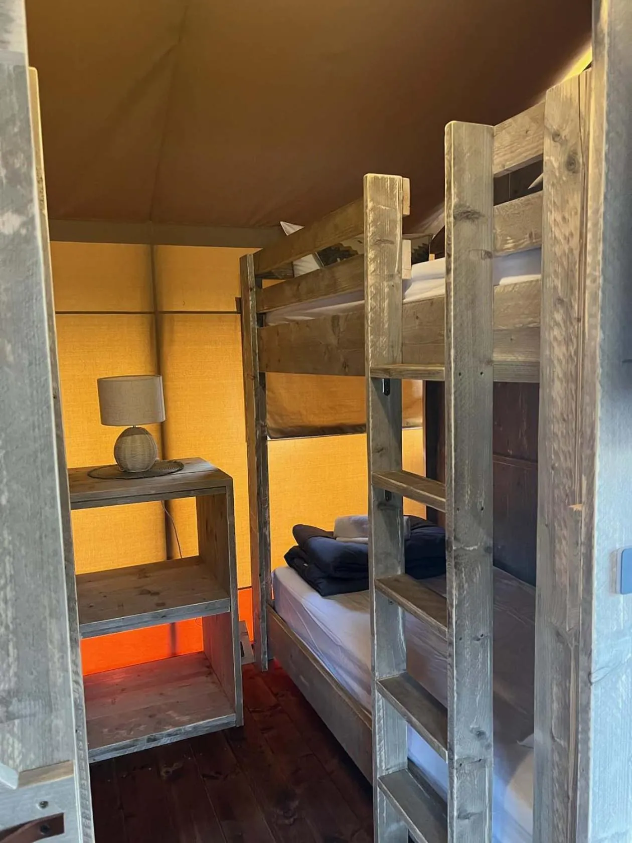 Bedroom, Bed in Ingenia Holidays One Mile Beach