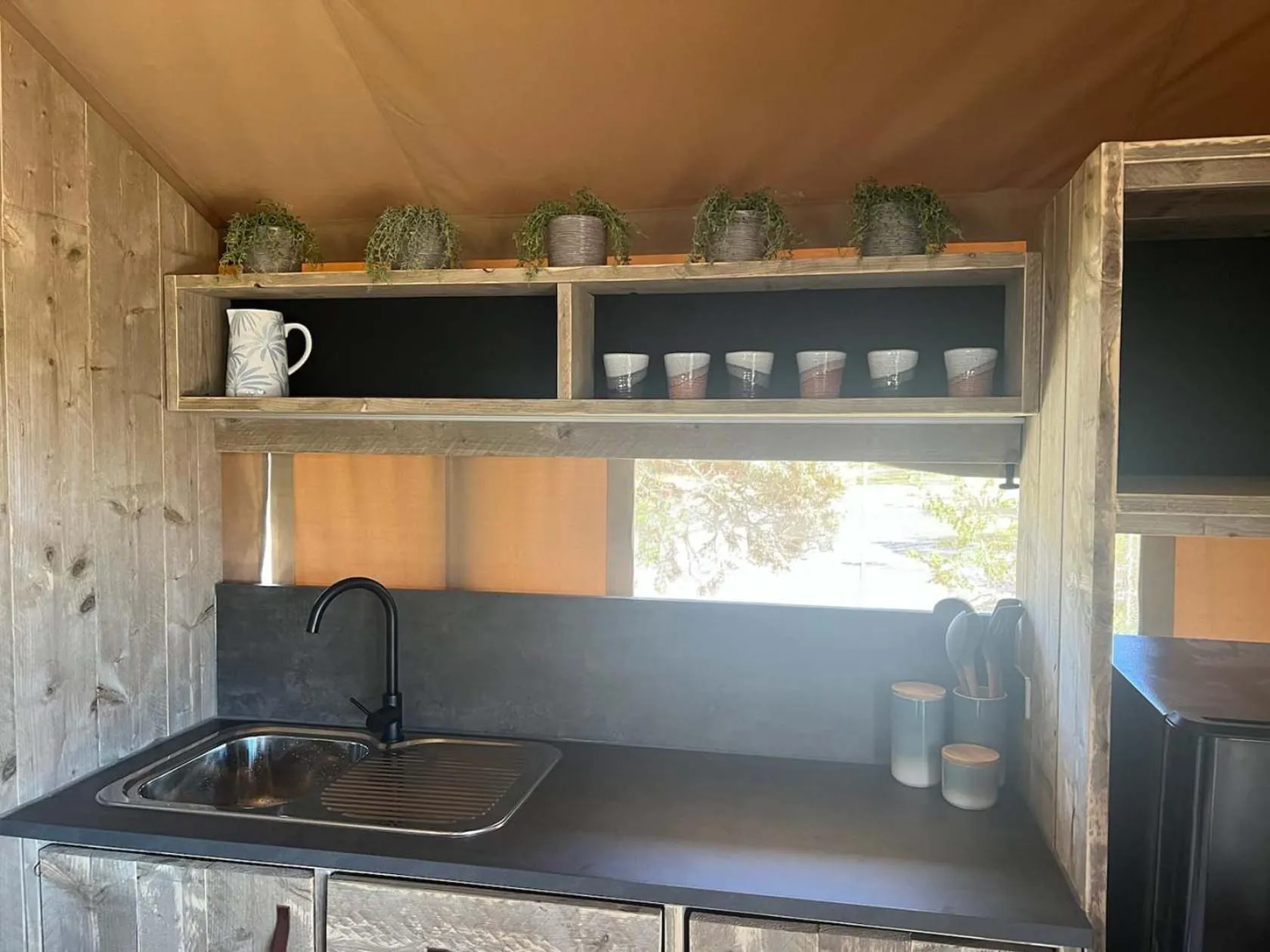 Kitchen or kitchenette in Ingenia Holidays One Mile Beach