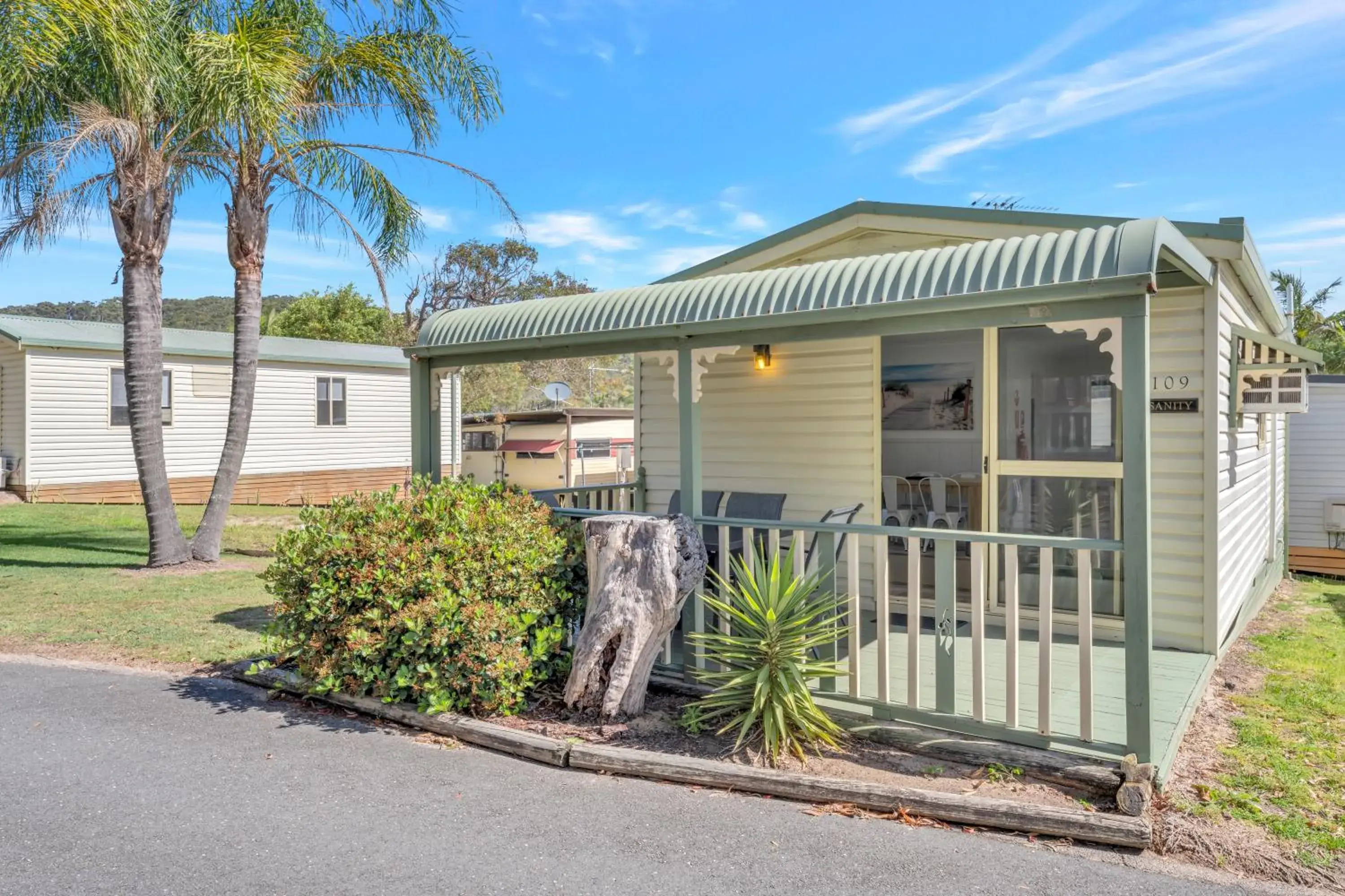 Property building in Ingenia Holidays One Mile Beach Property building in Ingenia Holidays One Mile Beach