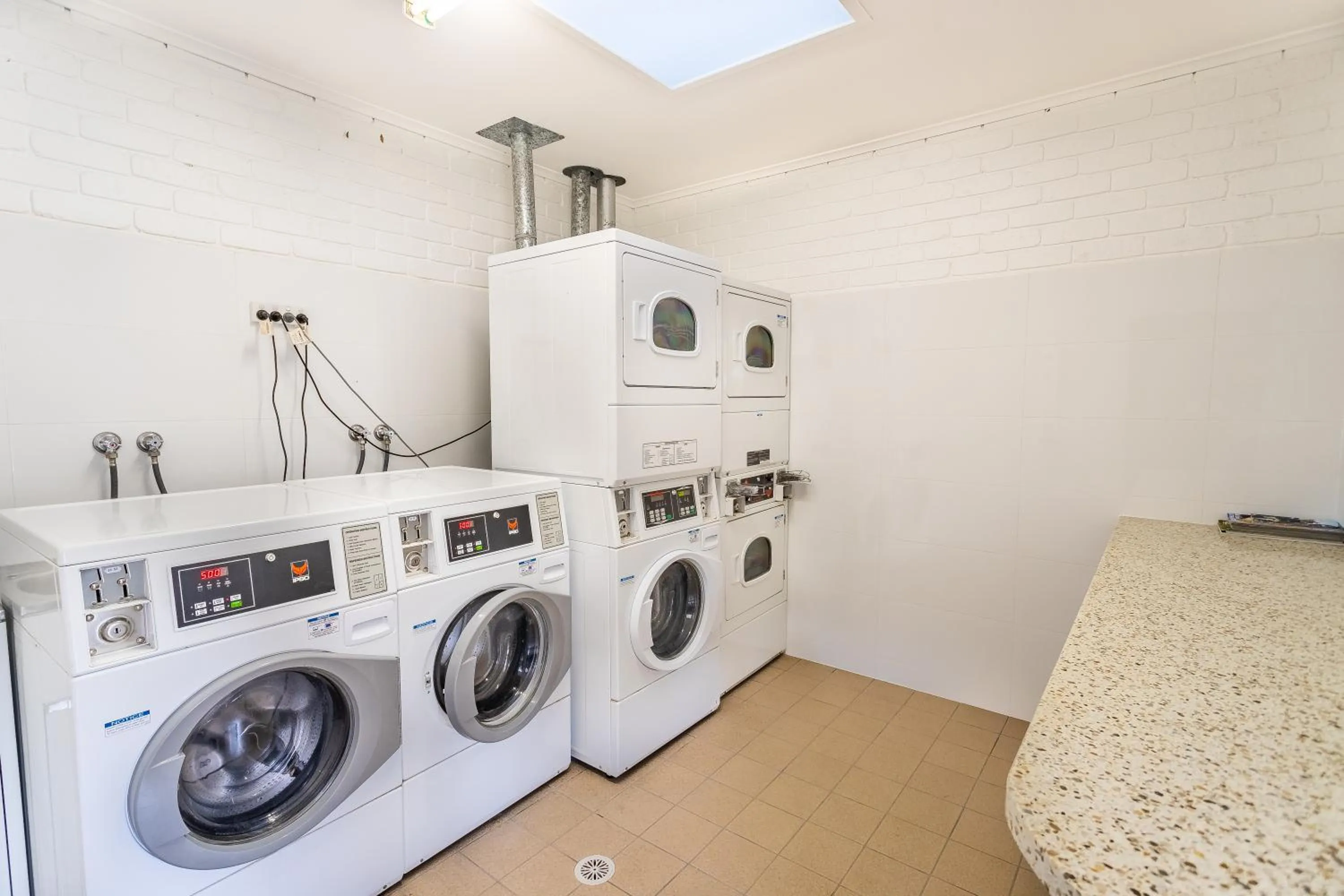 Area and facilities in Ingenia Holidays One Mile Beach