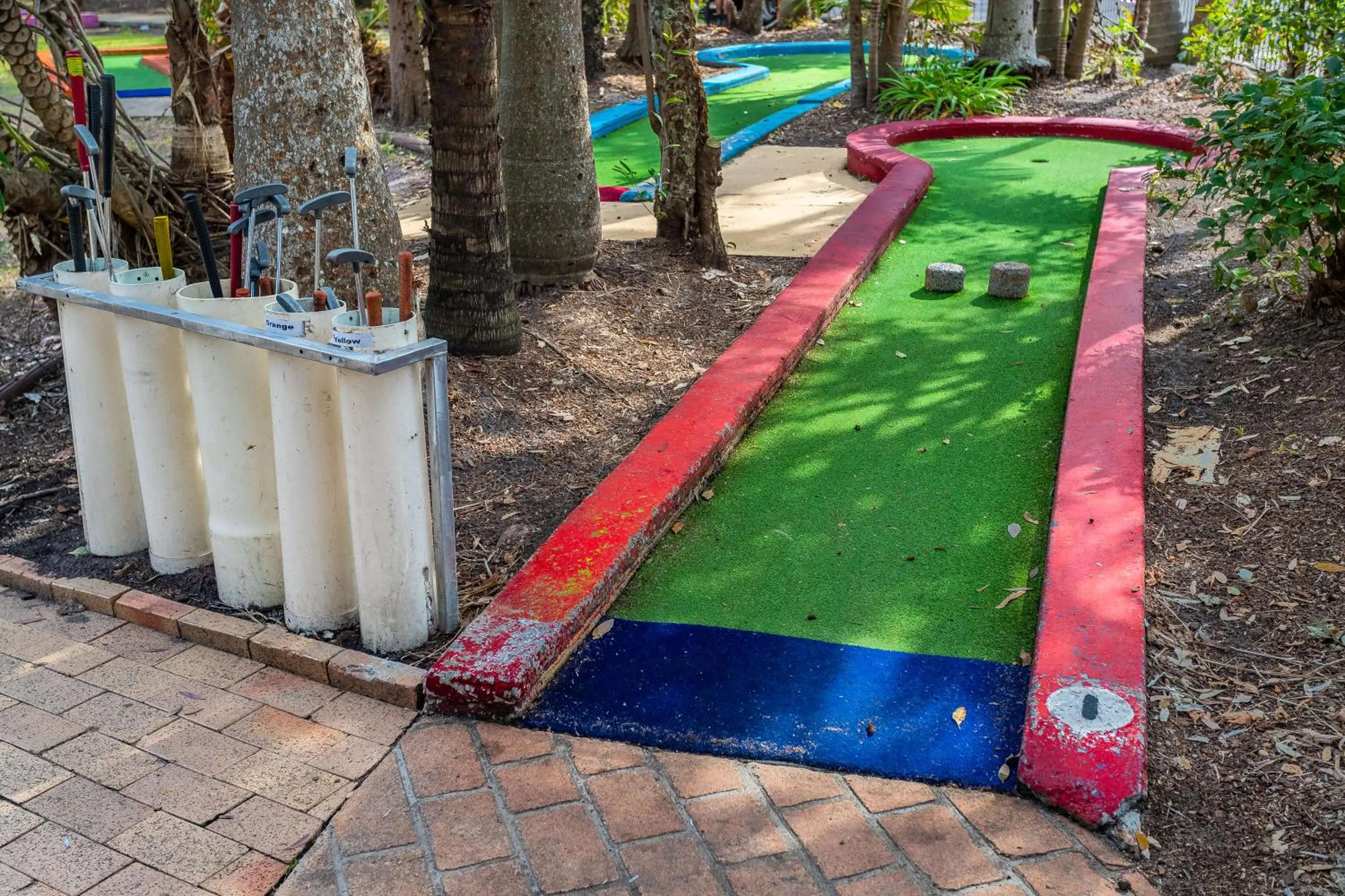 Minigolf in Ingenia Holidays One Mile Beach