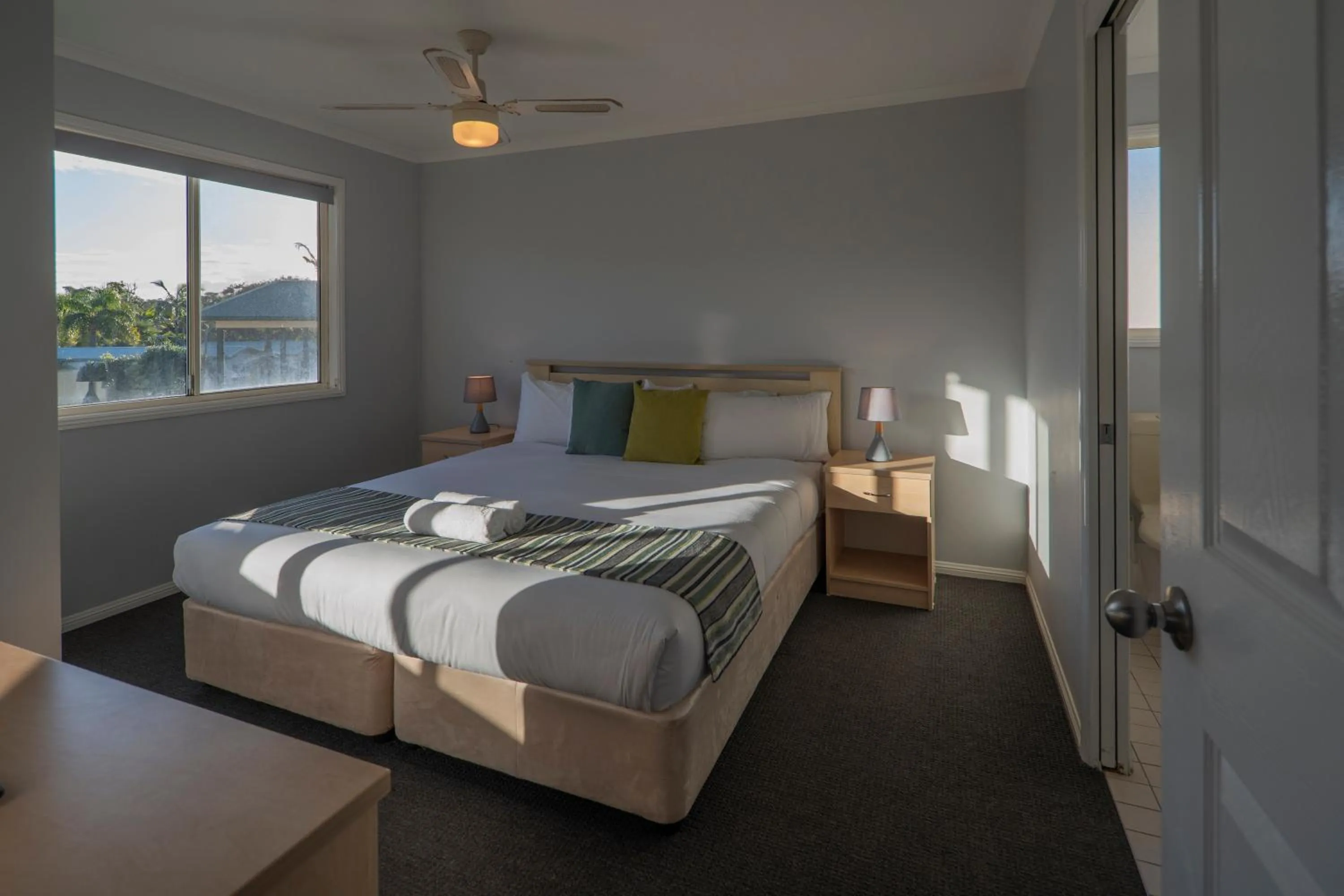 Photo of the whole room, Bed in Ingenia Holidays One Mile Beach