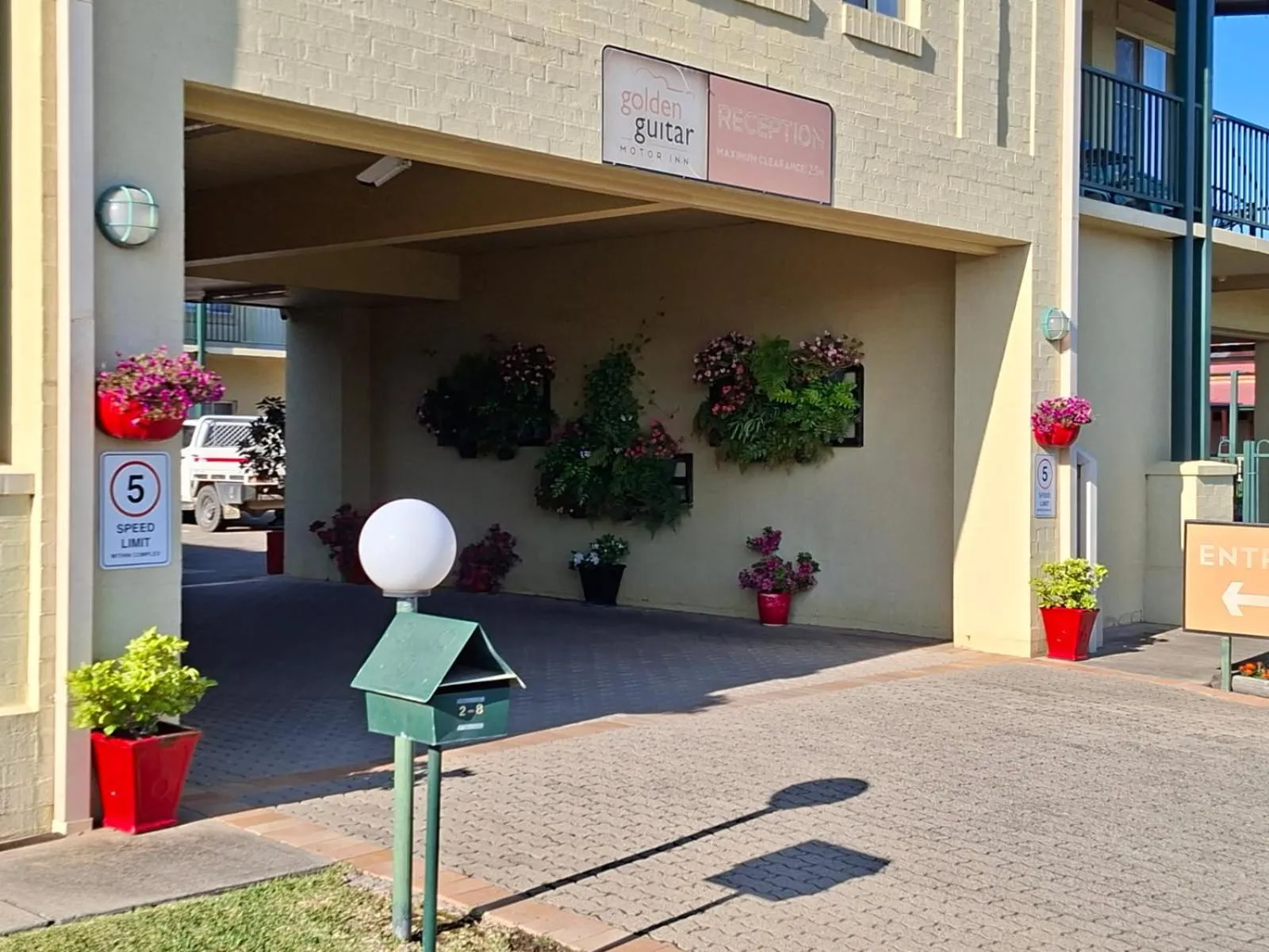 Property building in Golden Guitar Motor Inn