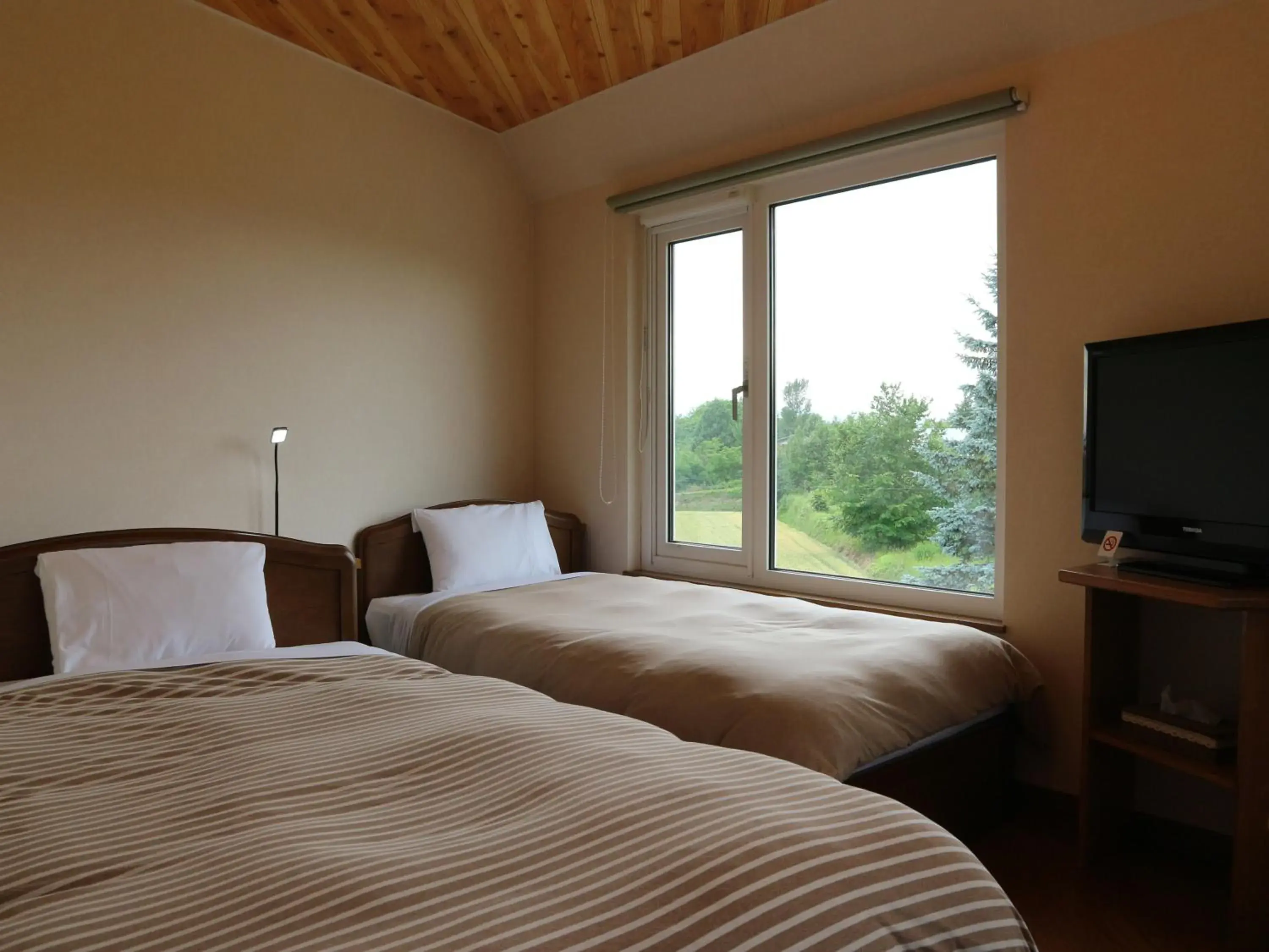 Deluxe Twin Room in Pension Landscape Furano Deluxe Twin Room in Pension Landscape Furano