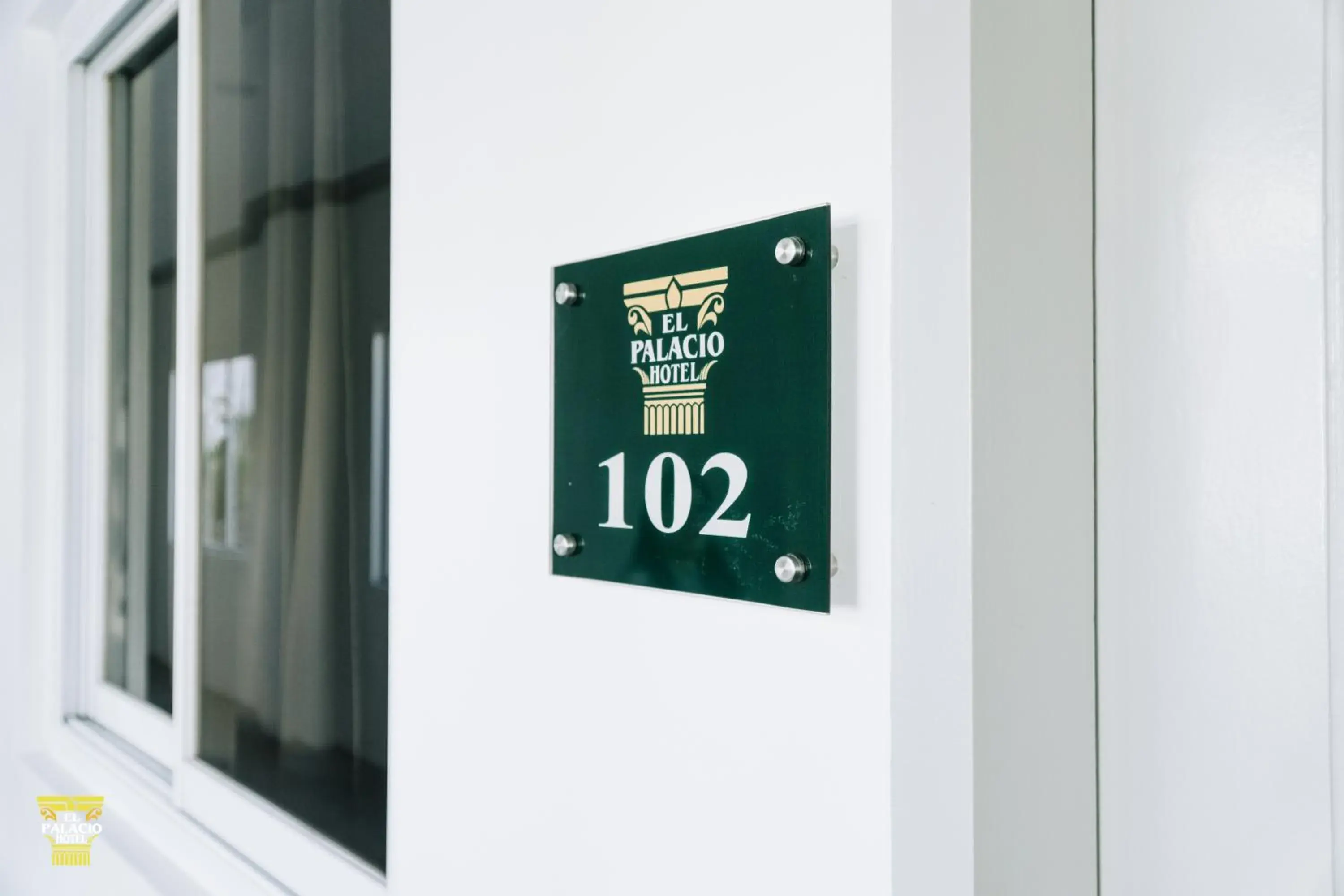 Bedroom in El Palacio Hotel & Resort Bedroom in El Palacio Hotel & Resort