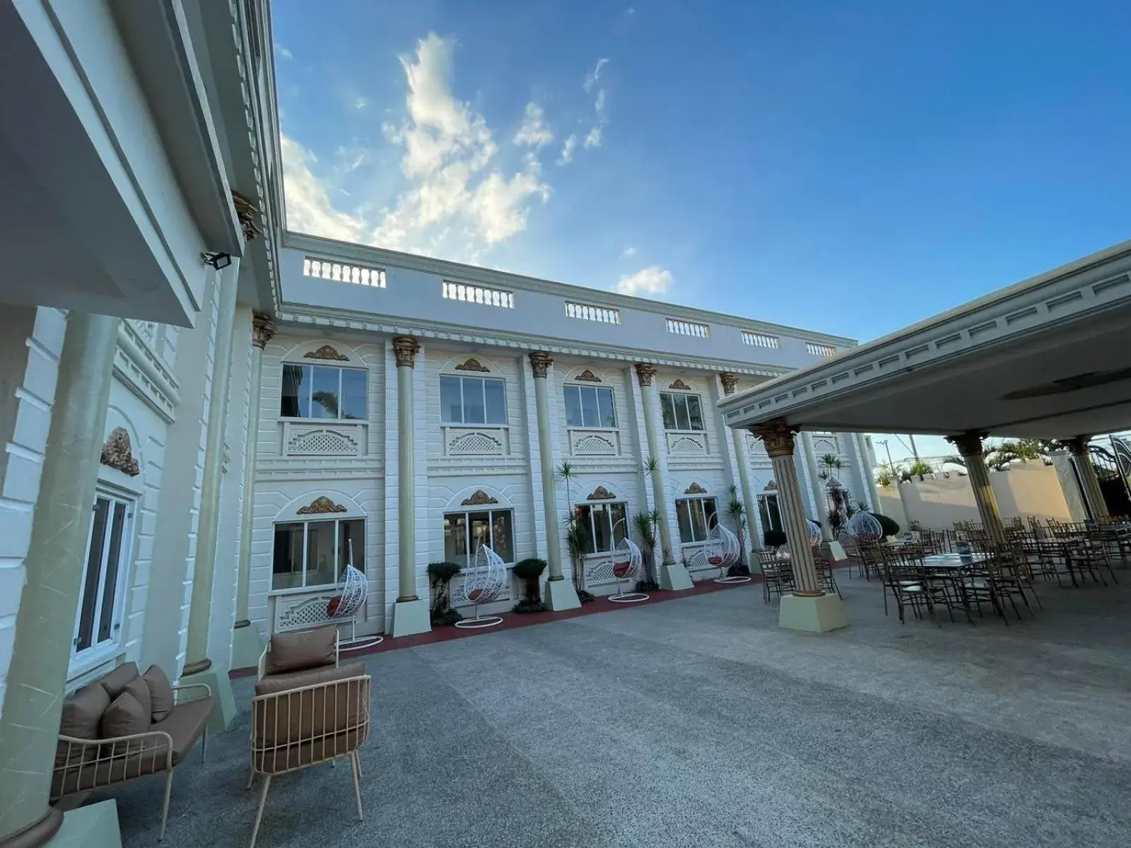 Property building in El Palacio Hotel & Resort Property building in El Palacio Hotel & Resort