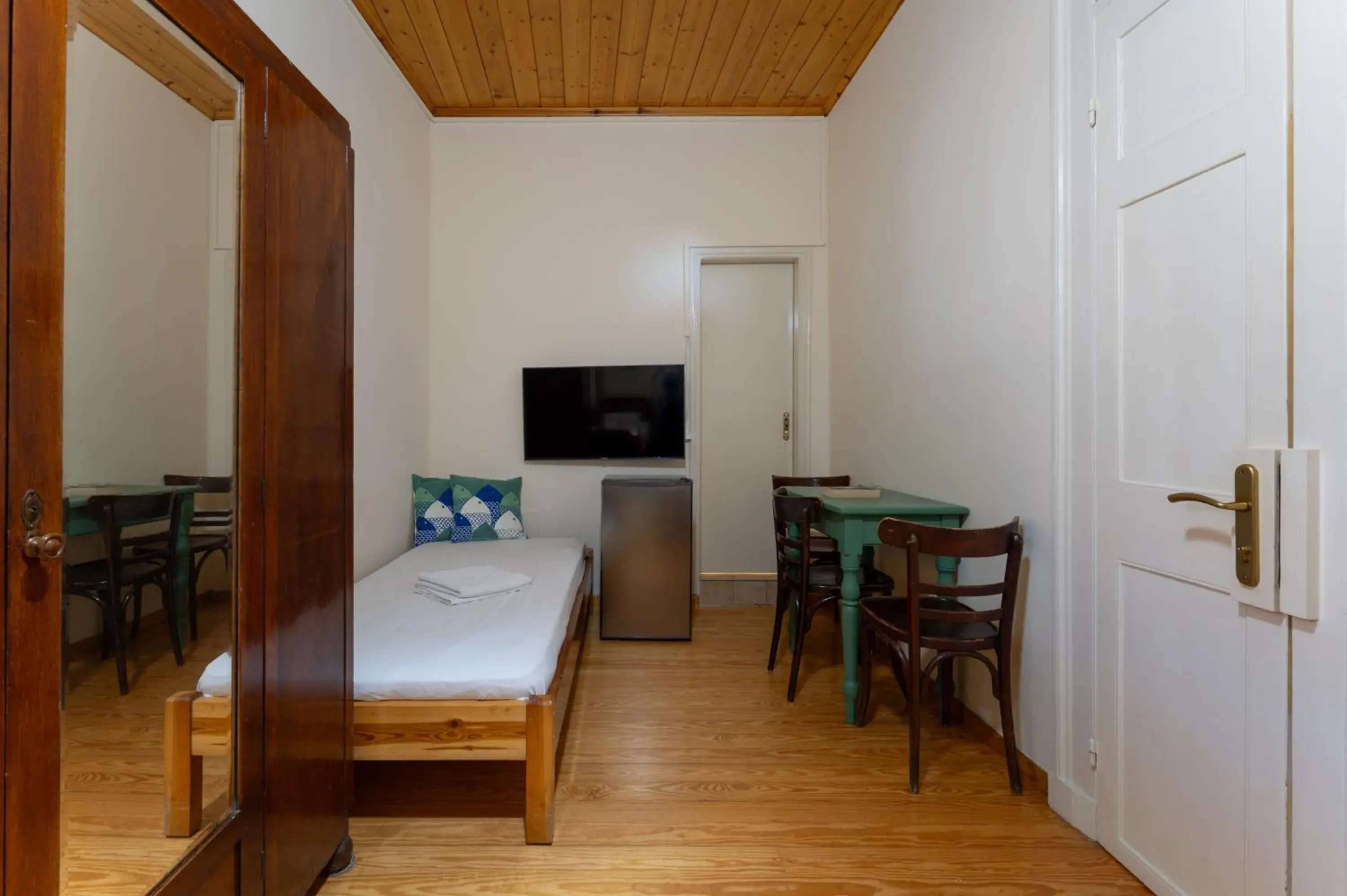 Bed in Hotel Patrai Bed in Hotel Patrai