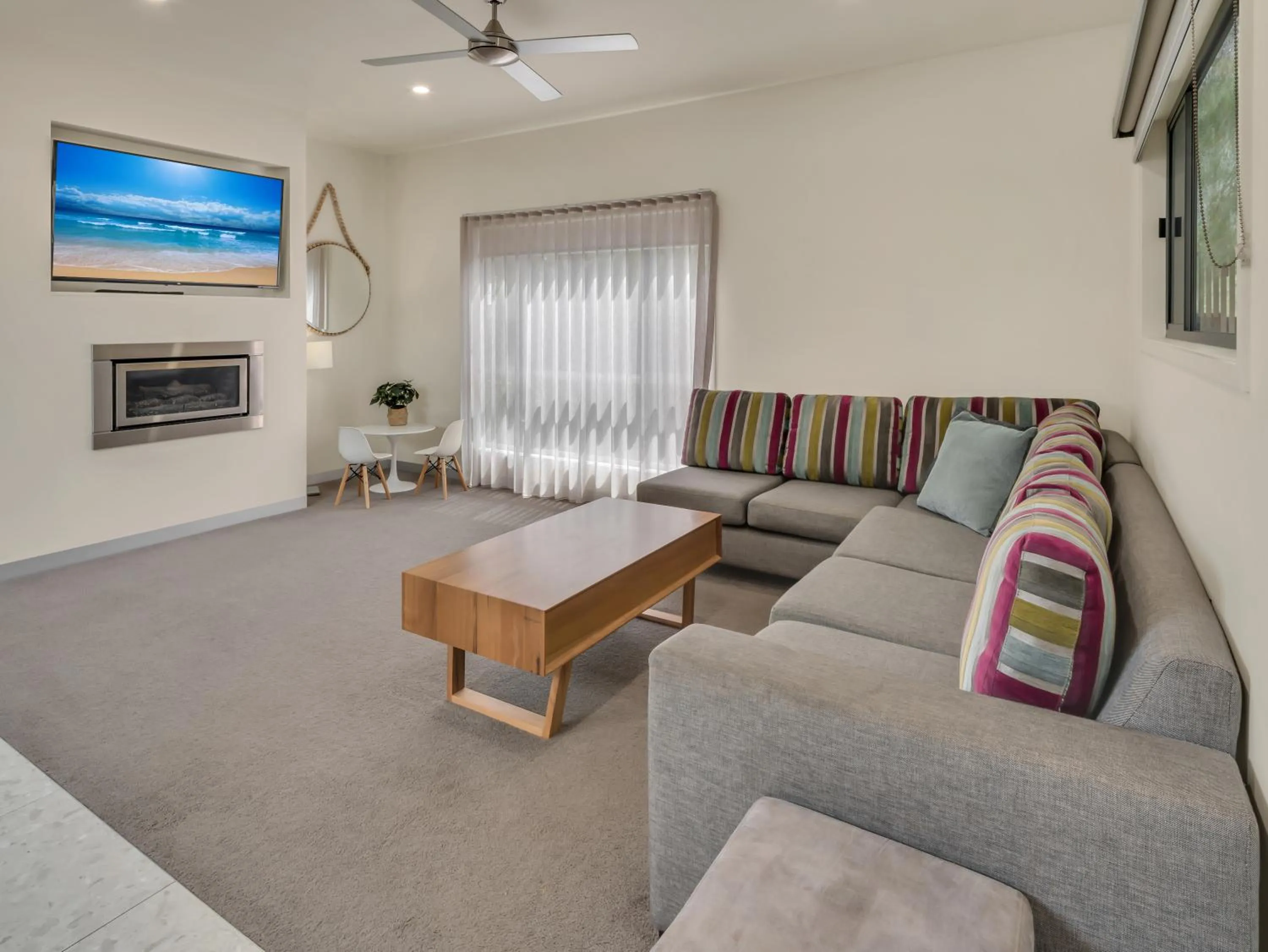 TV and multimedia in BIG4 Ingenia Holidays Queenscliff Beacon