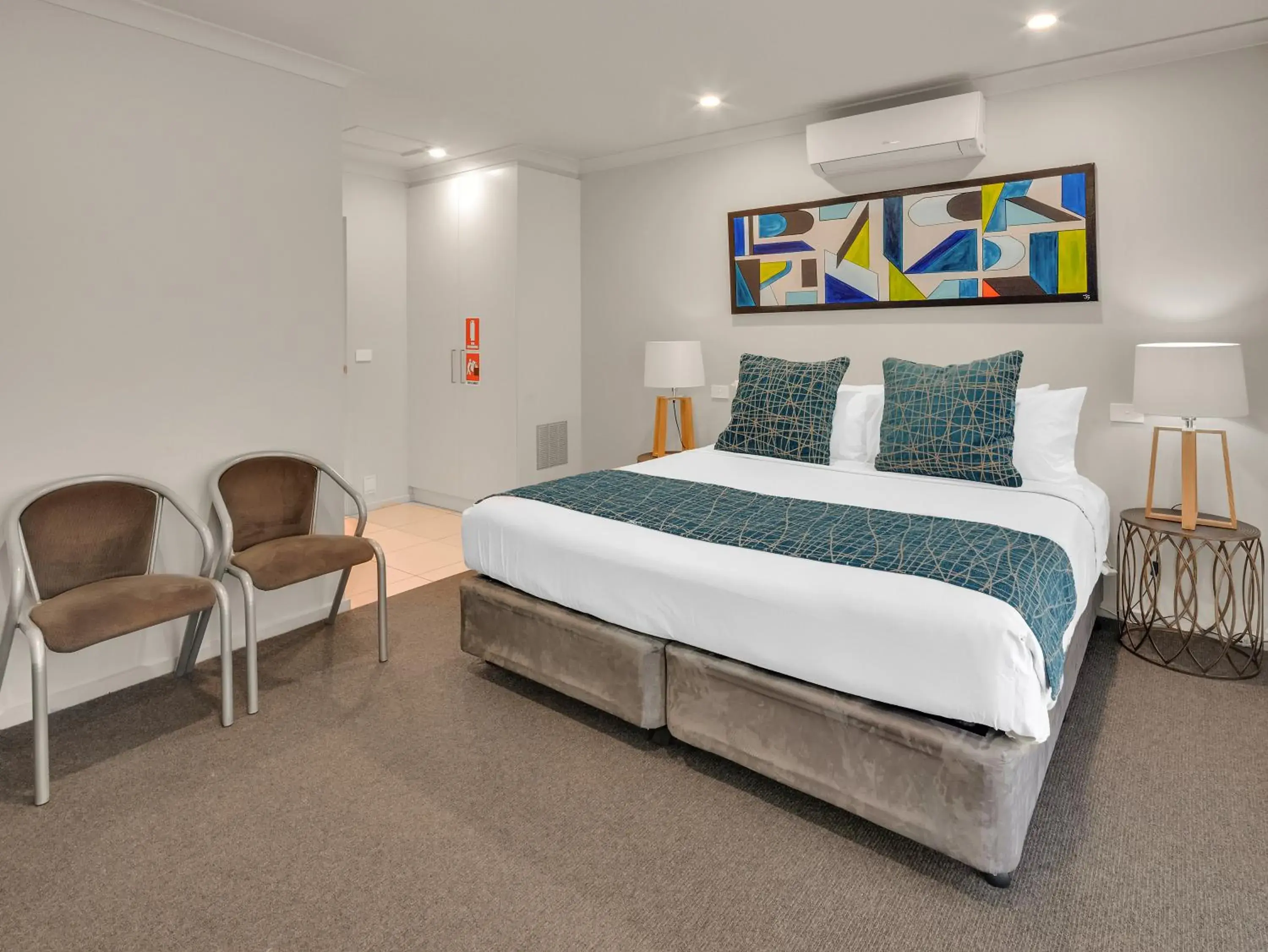 Hotel Room in BIG4 Ingenia Holidays Queenscliff Beacon Hotel Room in BIG4 Ingenia Holidays Queenscliff Beacon