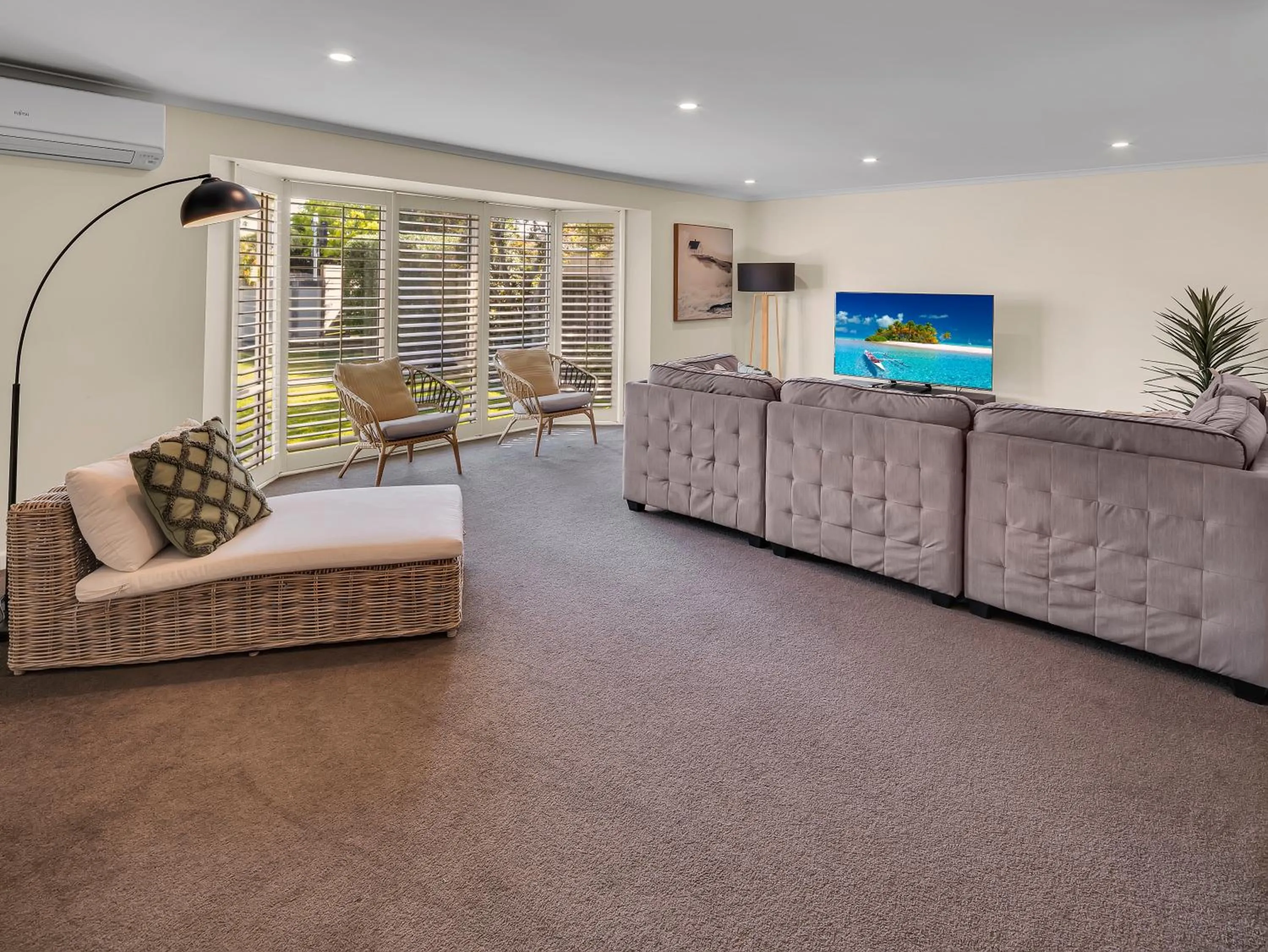 TV and multimedia in BIG4 Ingenia Holidays Queenscliff Beacon