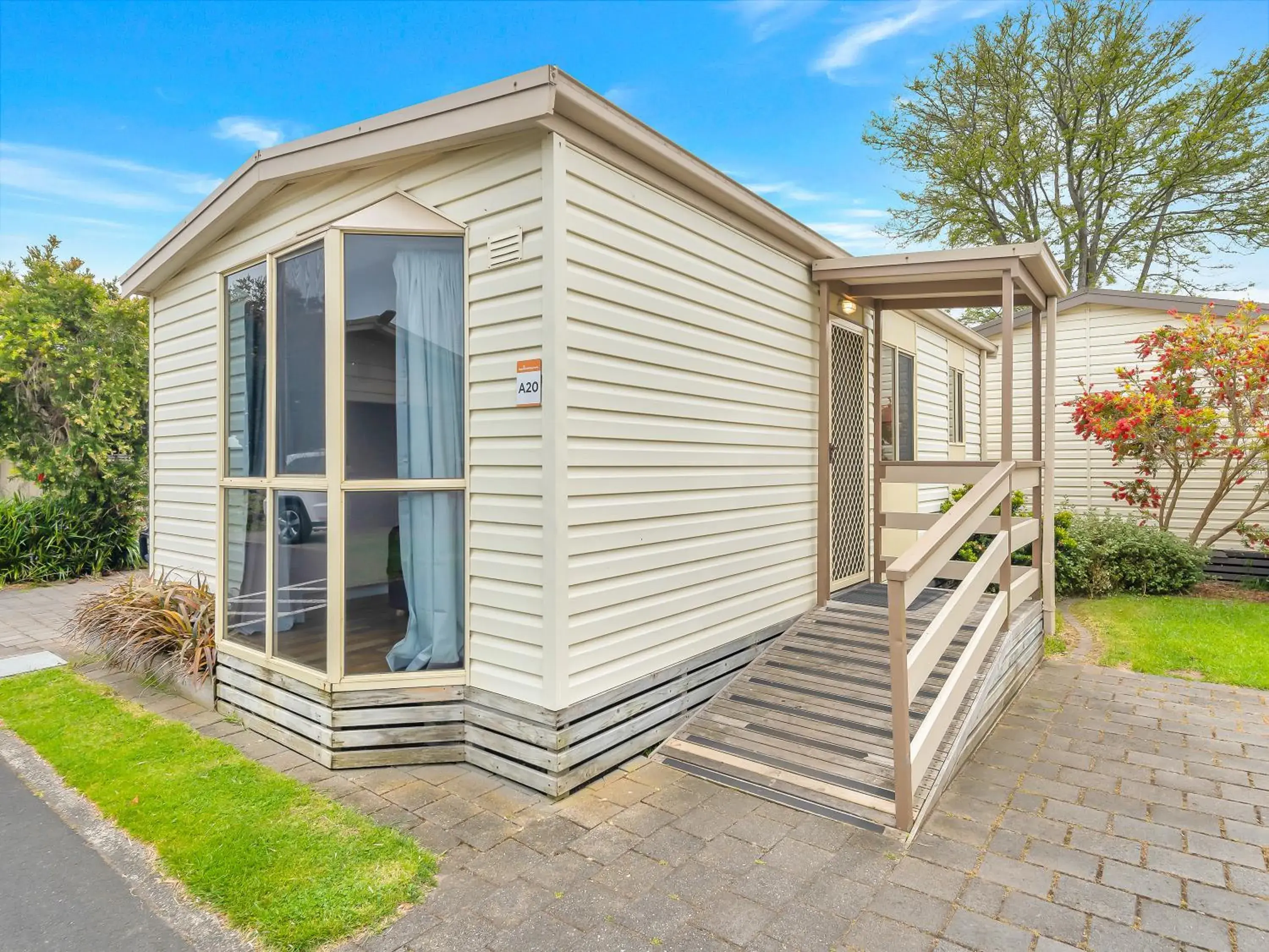 One Bedroom Bungalow in BIG4 Ingenia Holidays Queenscliff Beacon One Bedroom Bungalow in BIG4 Ingenia Holidays Queenscliff Beacon