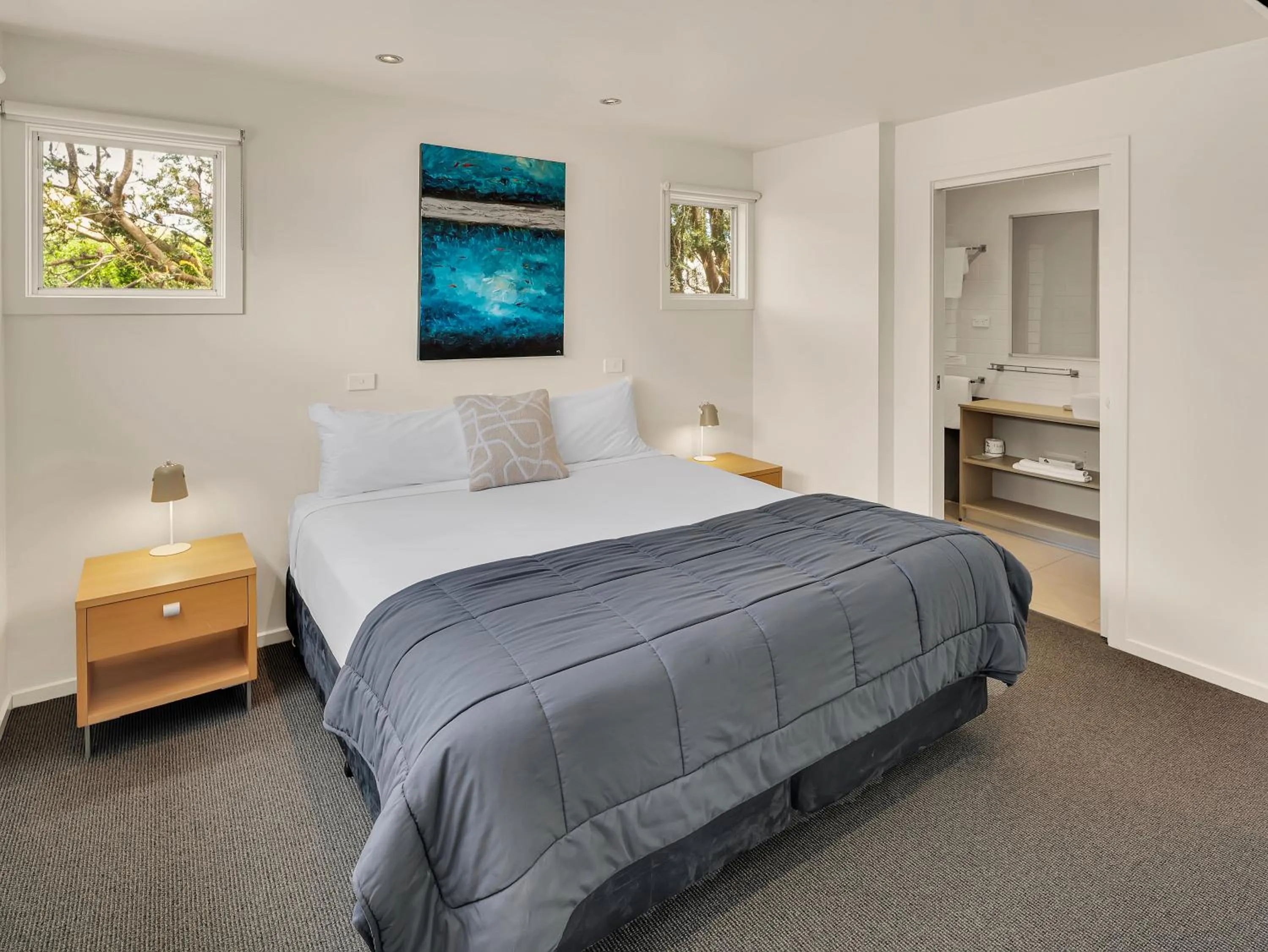 Bed in BIG4 Ingenia Holidays Queenscliff Beacon