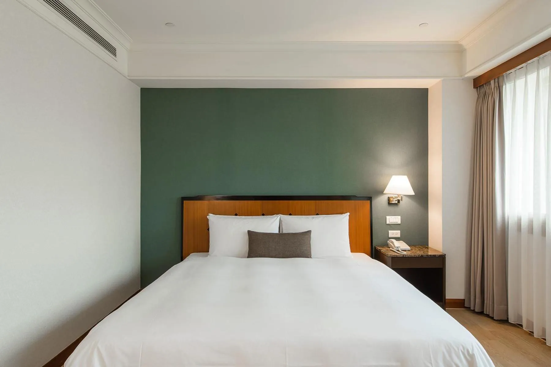 Bed in Hotel National