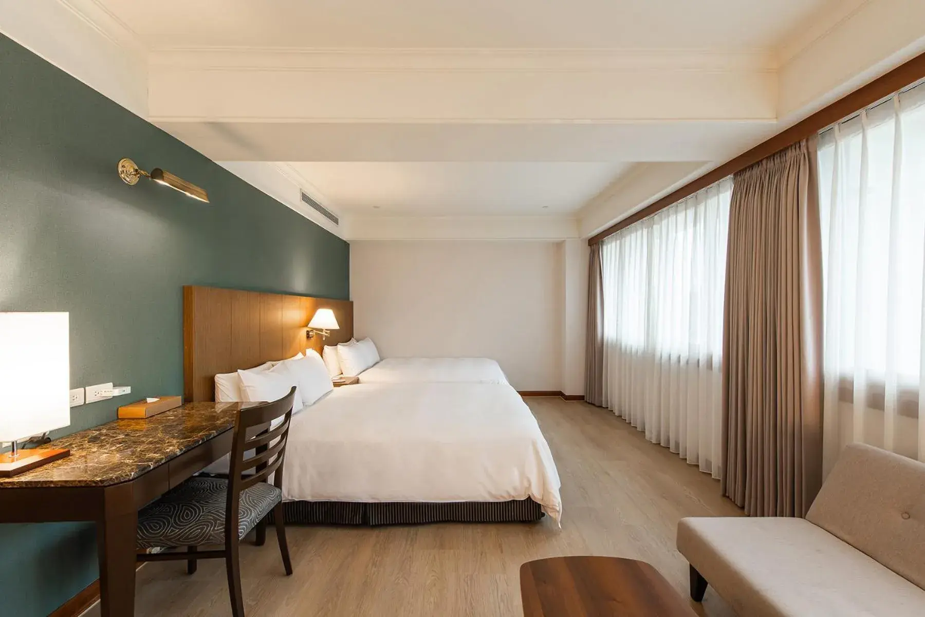 Deluxe Quadruple Room in Hotel National Deluxe Quadruple Room in Hotel National