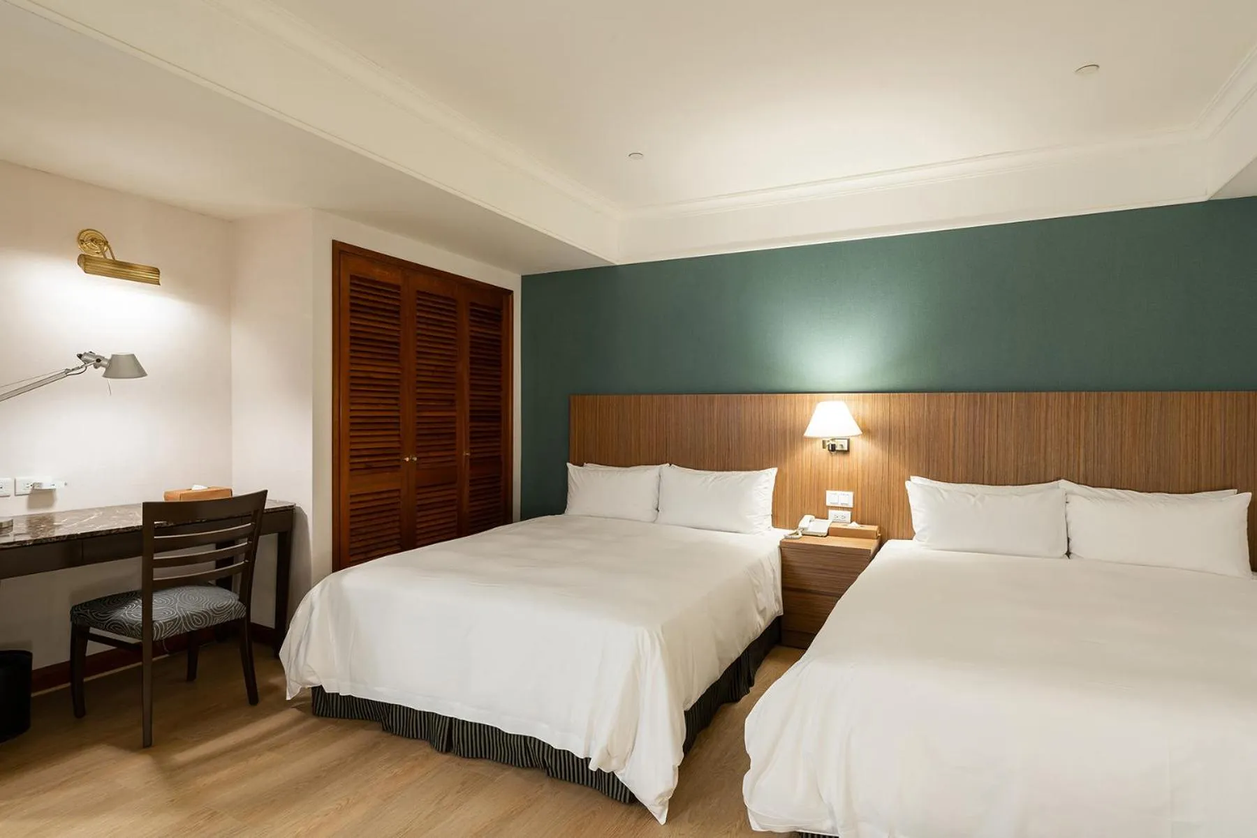 Bed in Hotel National