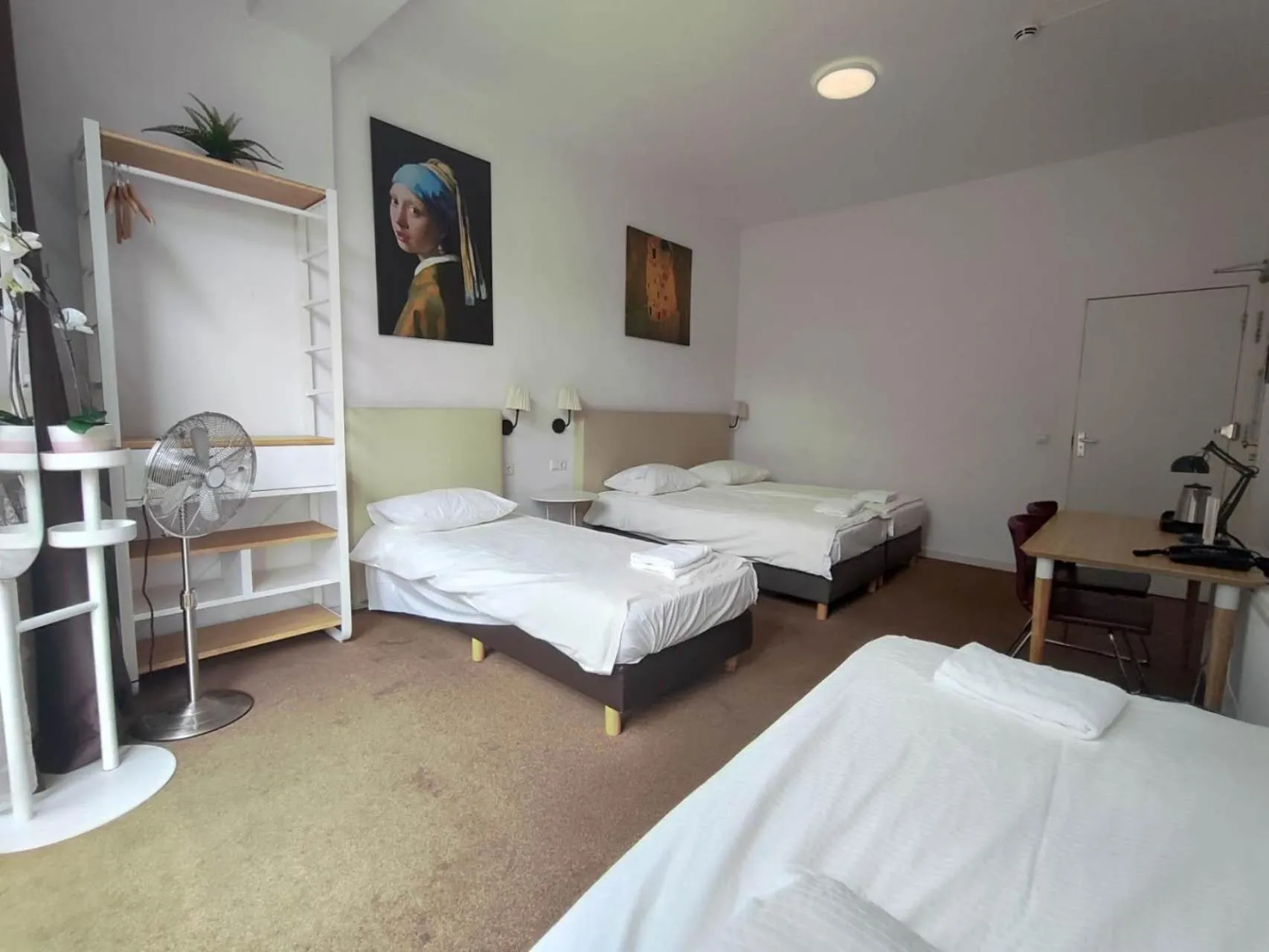 Photo of the whole room, Bed in New City Hotel Scheveningen