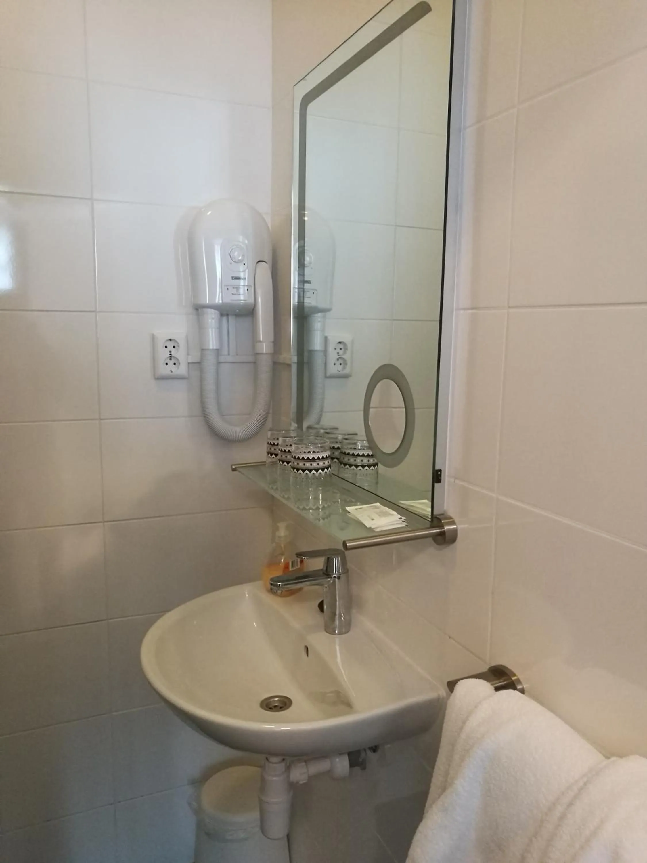 Bathroom in New City Hotel Scheveningen