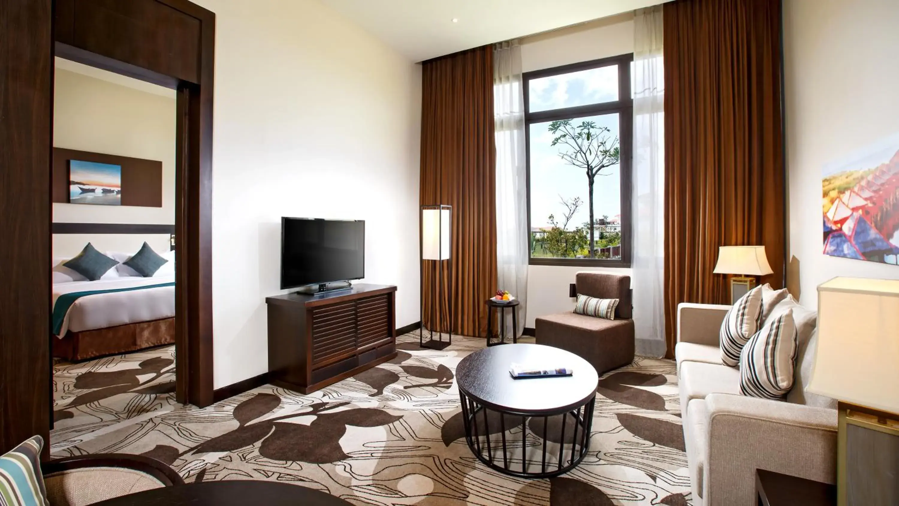 Executive Suite in PARKROYAL Nay Pyi Taw Executive Suite in PARKROYAL Nay Pyi Taw