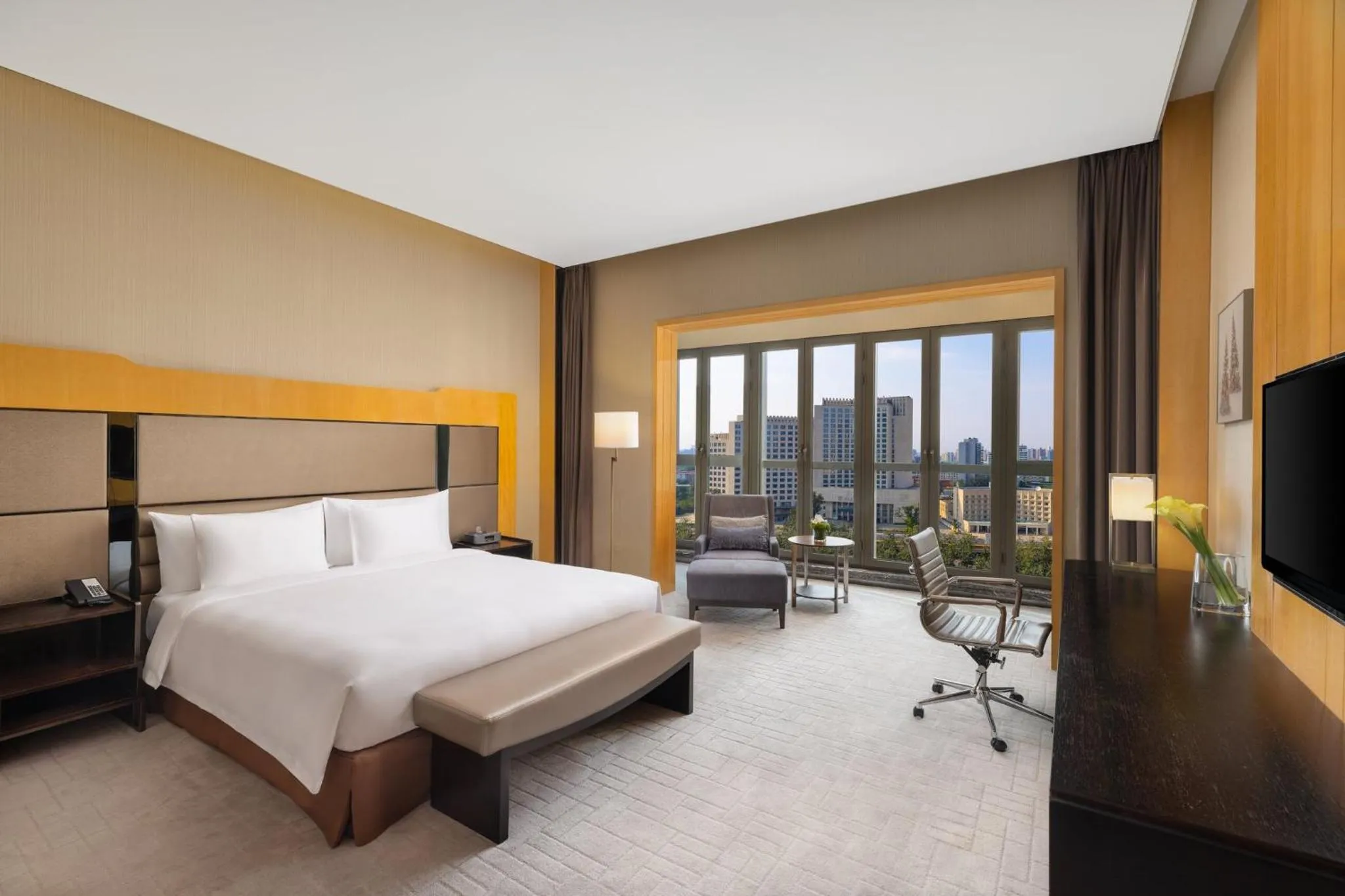 Photo of the whole room, Bed in Crowne Plaza Beijing Lido by IHG