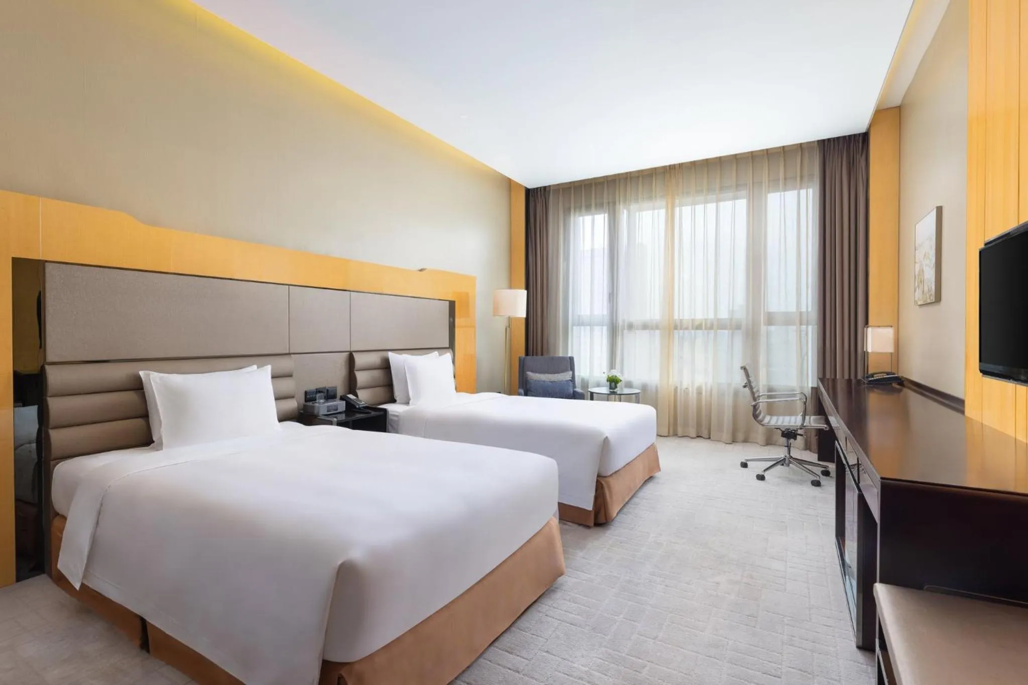 Photo of the whole room, Bed in Crowne Plaza Beijing Lido by IHG