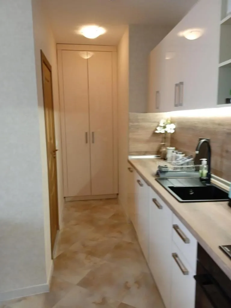 APHRODITE PARK DELUXE